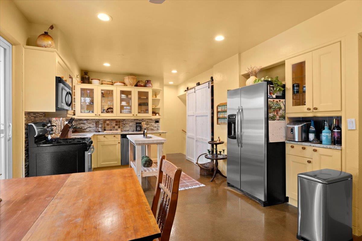 708 W Elizabeth St, Austin, TX 78704