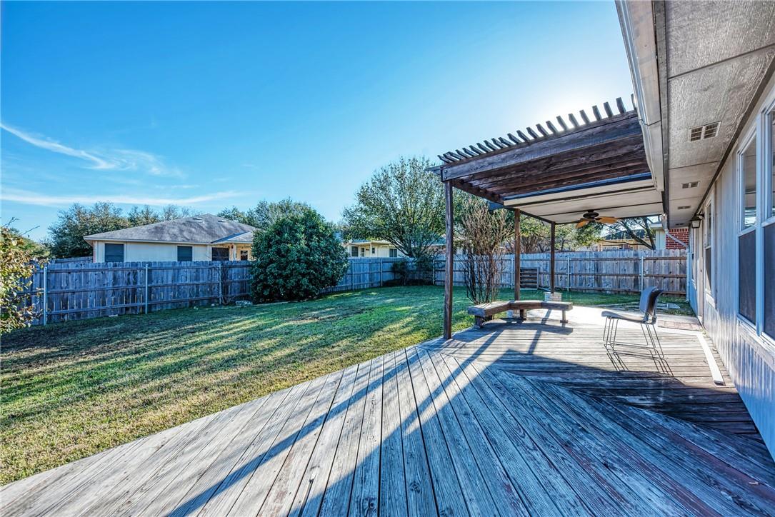 2400 Hallie Ln, Round Rock, TX 78664