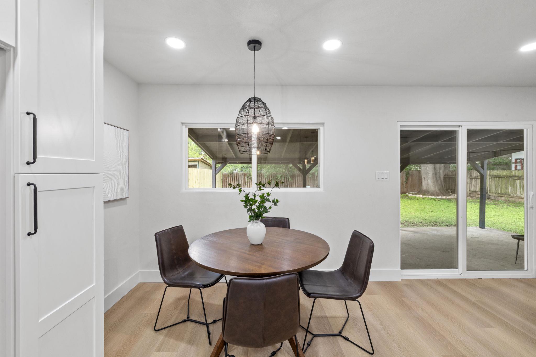 4402 Dove Springs Dr, Austin, TX 78744