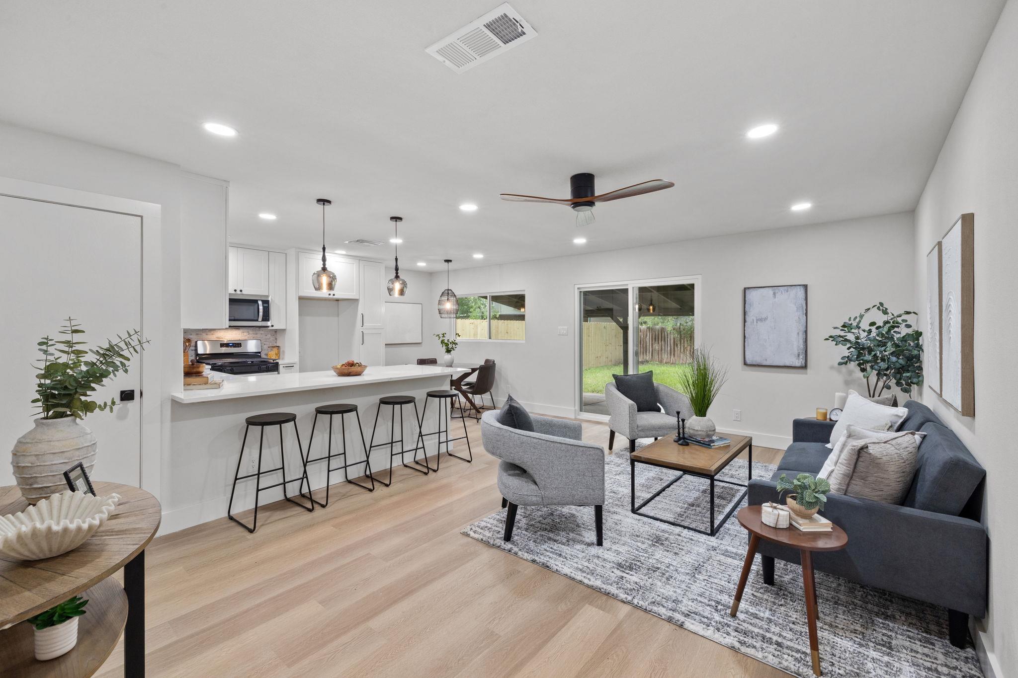 4402 Dove Springs Dr, Austin, TX 78744