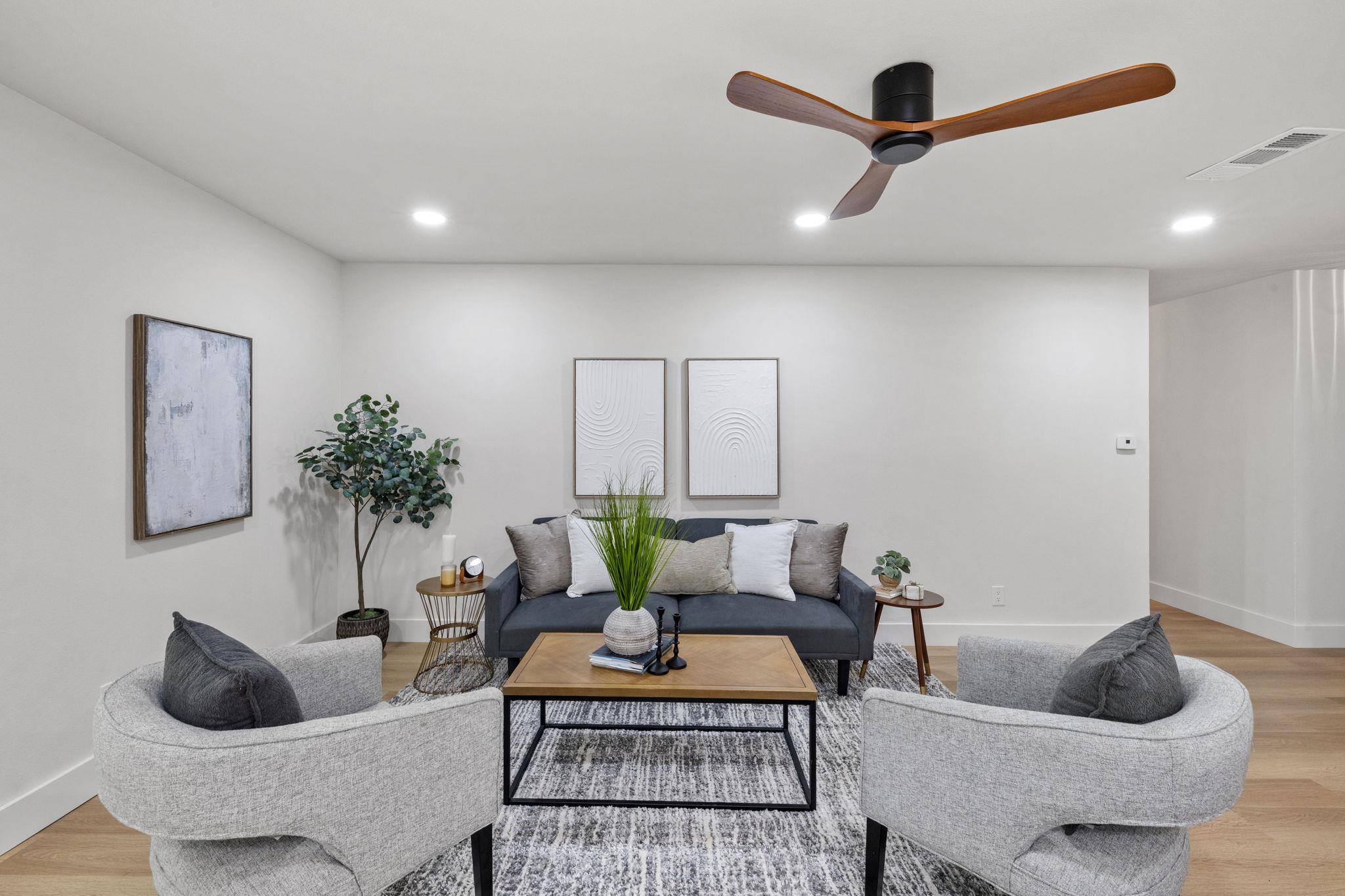 4402 Dove Springs Dr, Austin, TX 78744