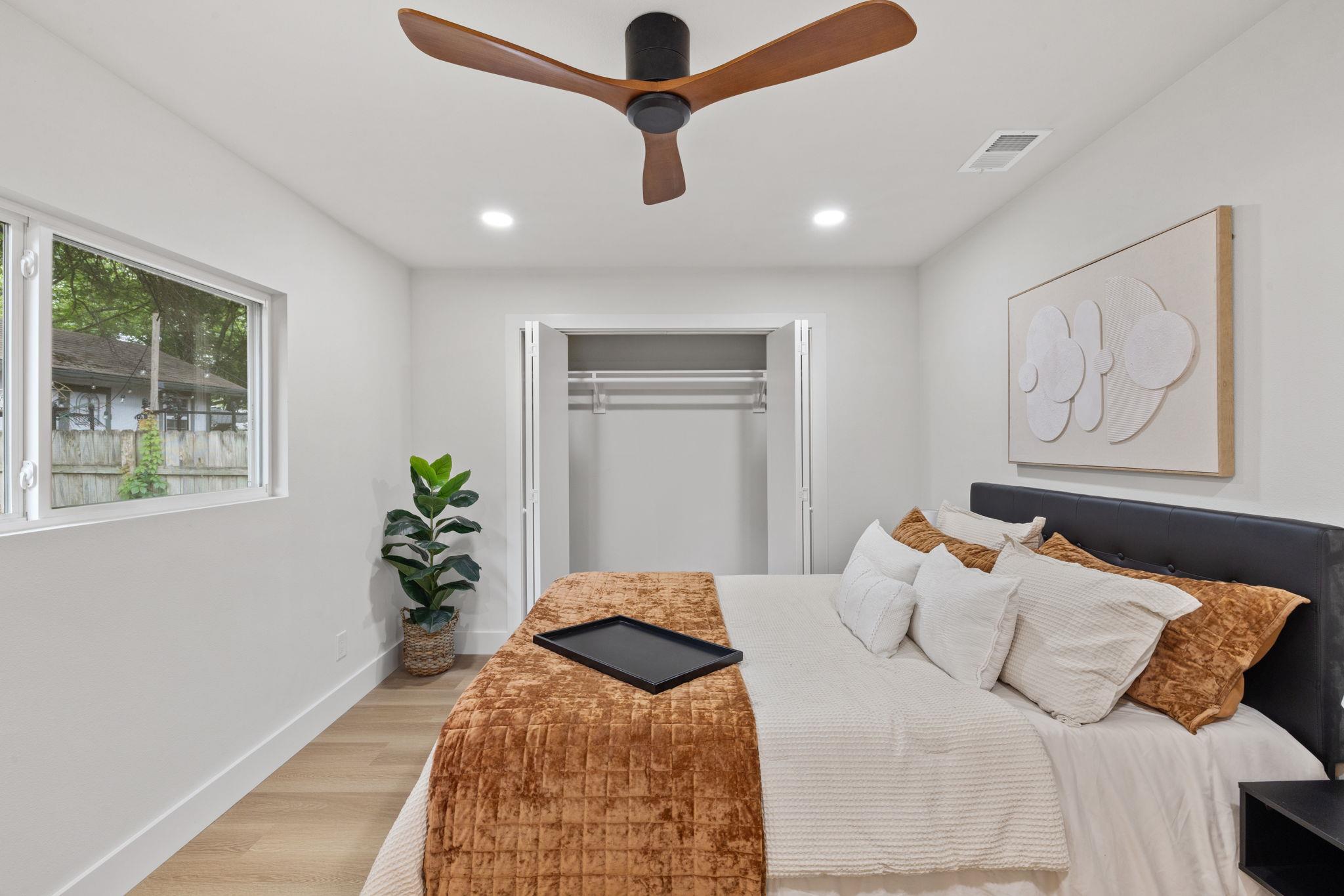 4402 Dove Springs Dr, Austin, TX 78744