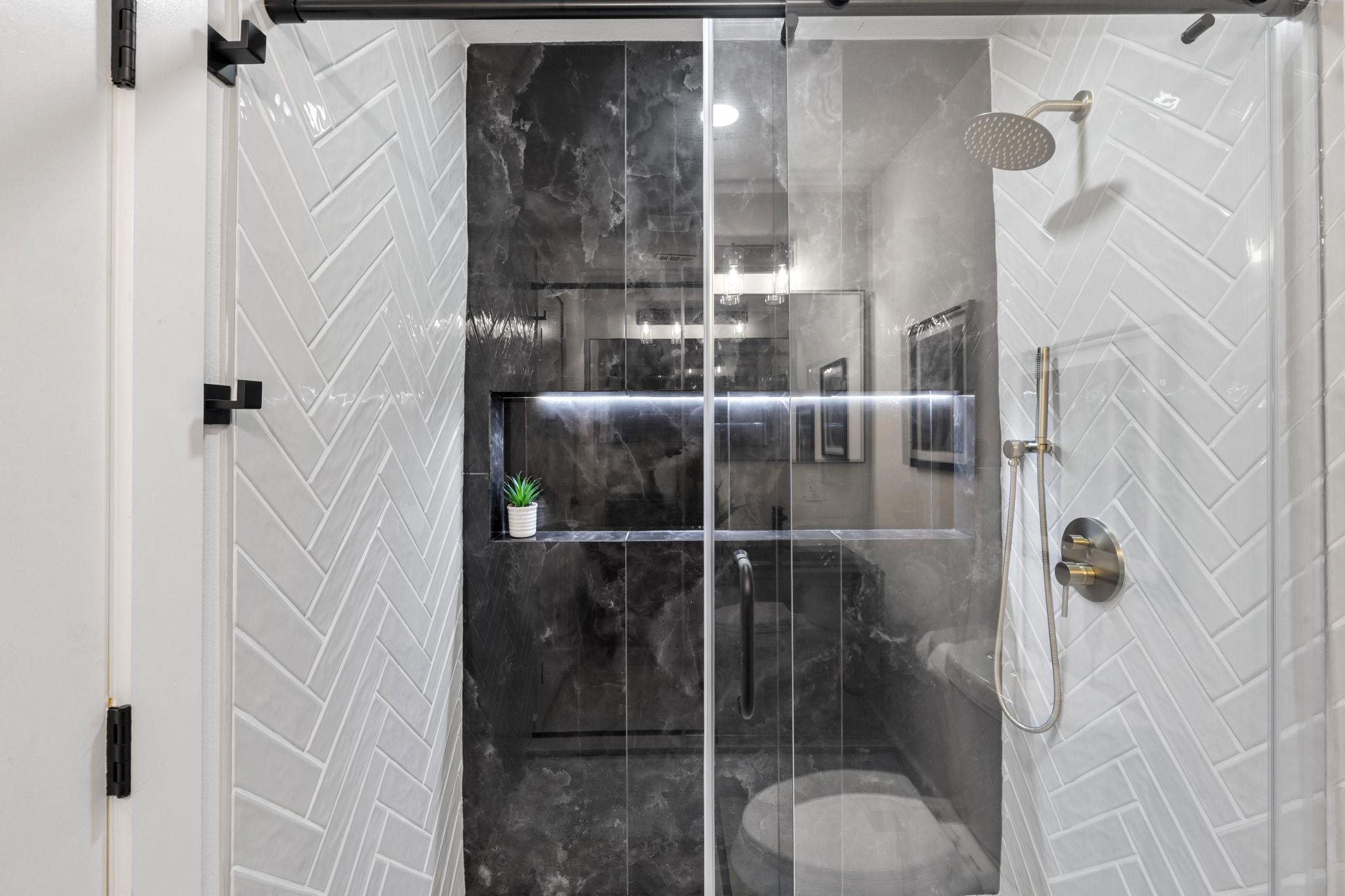 4402 Dove Springs Dr, Austin, TX 78744