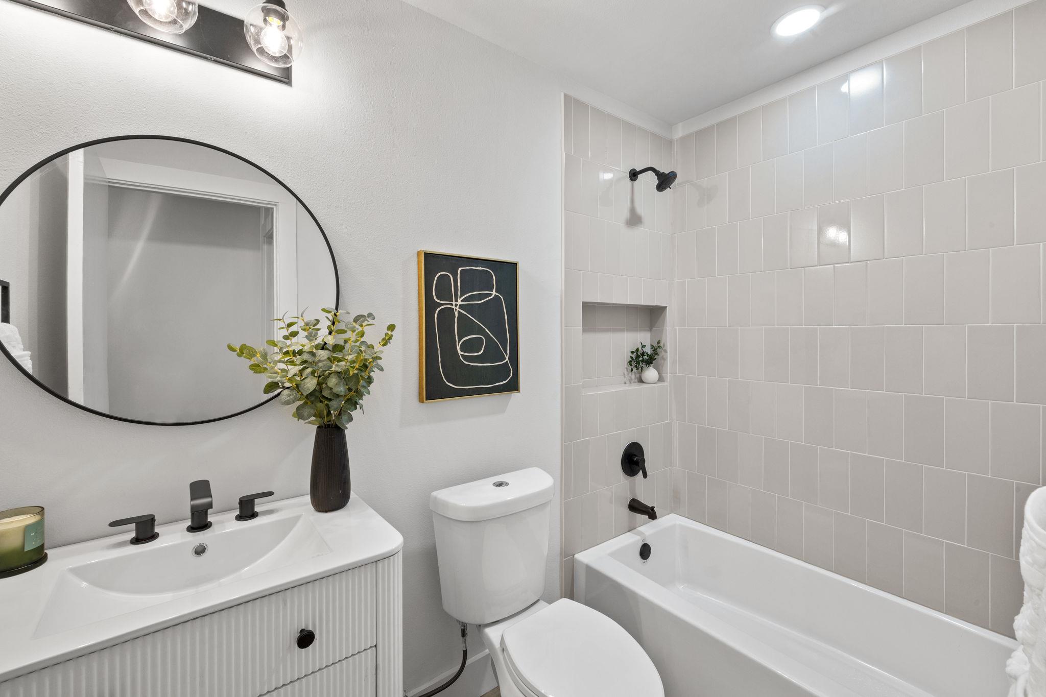 4402 Dove Springs Dr, Austin, TX 78744