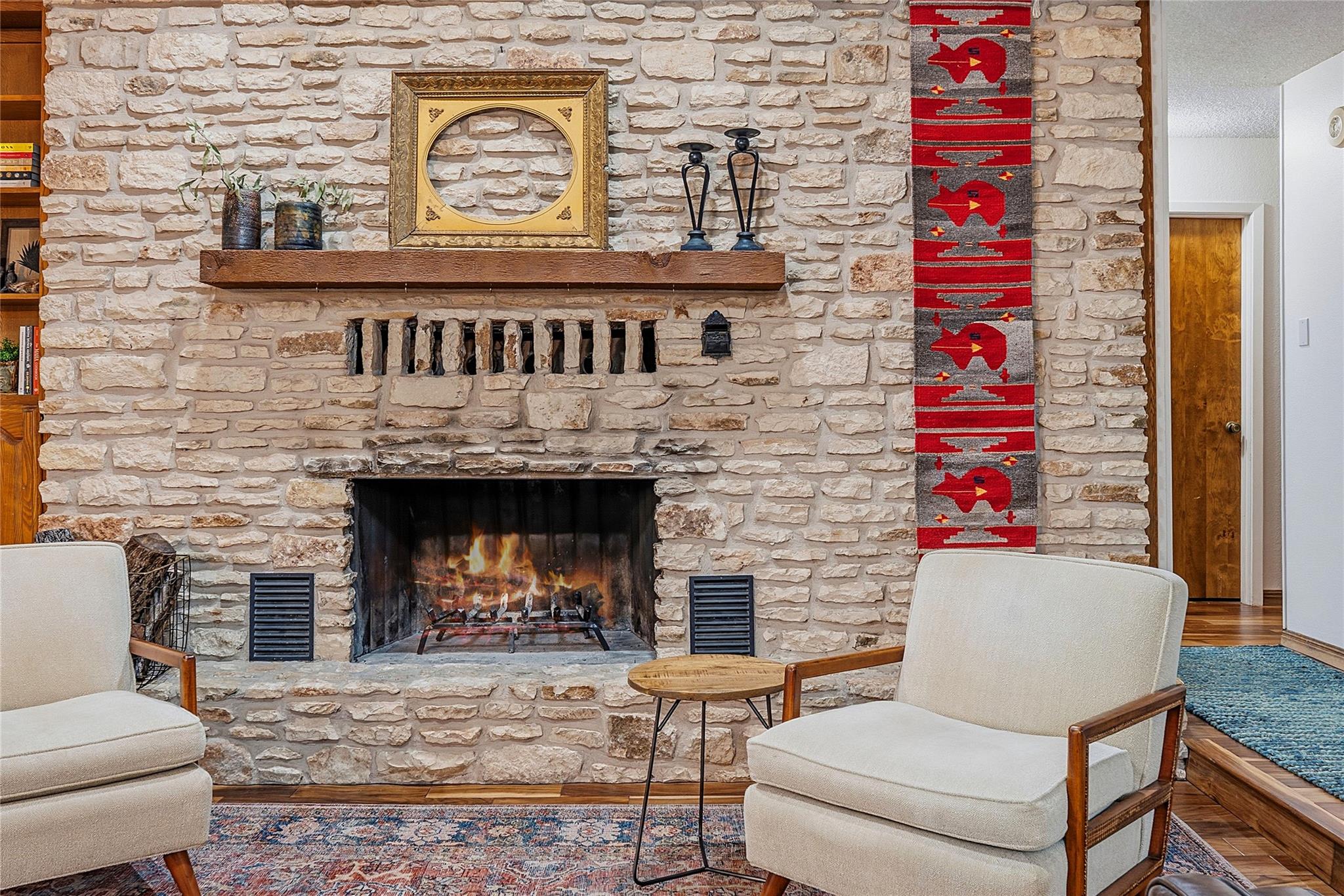 203 Leisurewoods Dr, Buda, TX 78610
