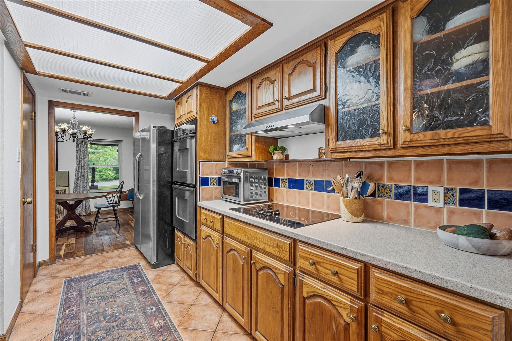 203 Leisurewoods Dr, Buda, TX 78610