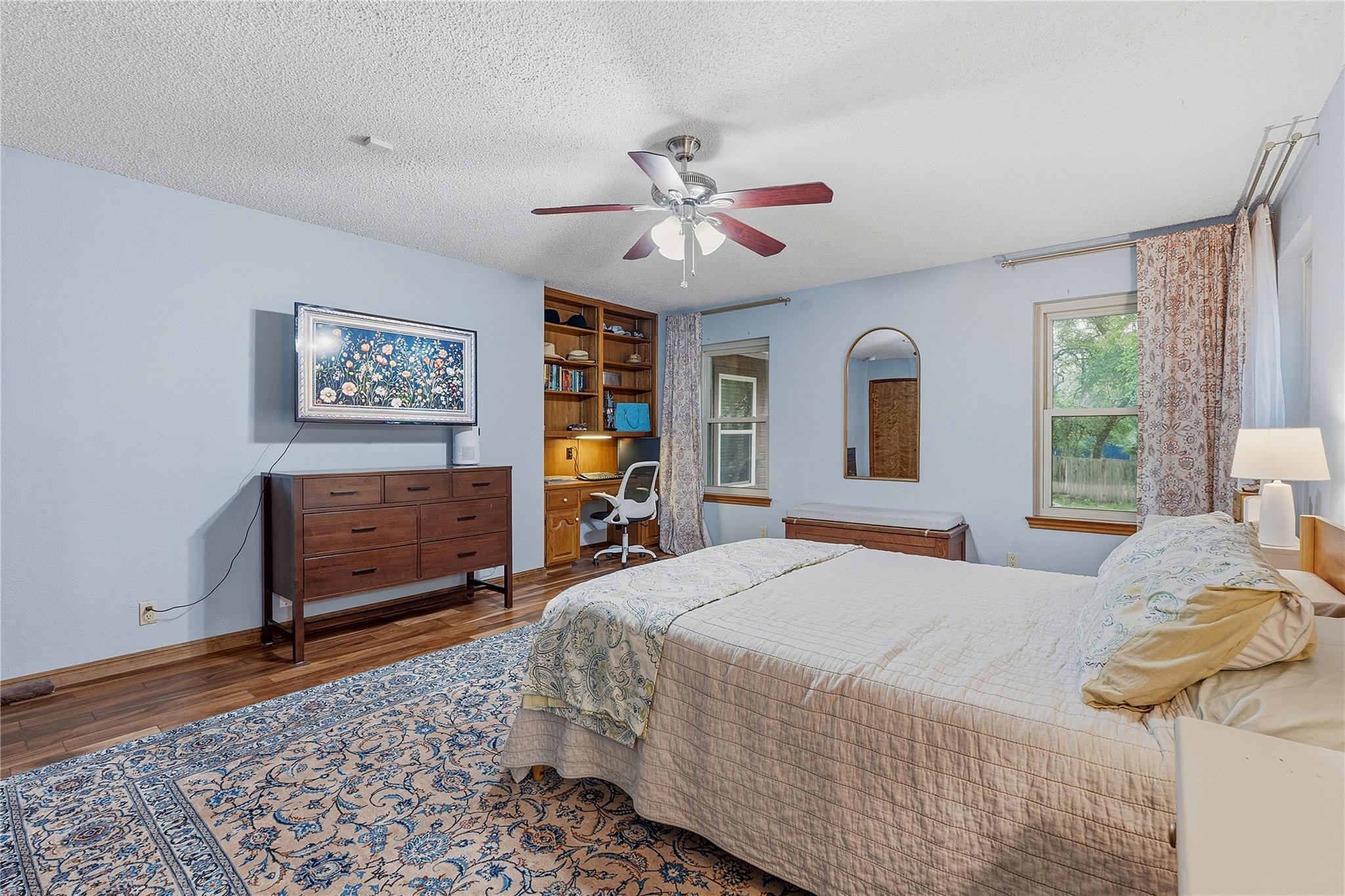 203 Leisurewoods Dr, Buda, TX 78610