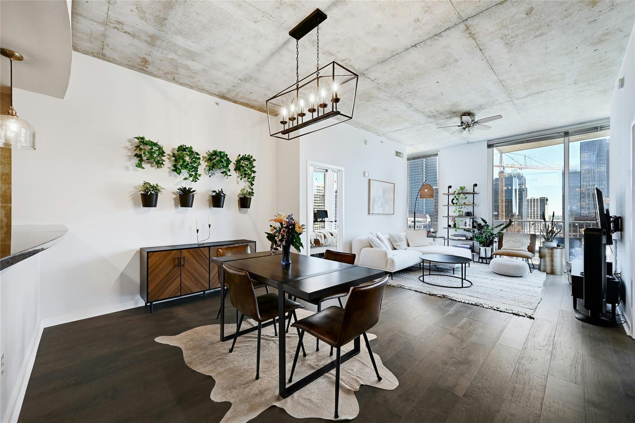 360 Nueces St # 1809, Austin, TX 78701