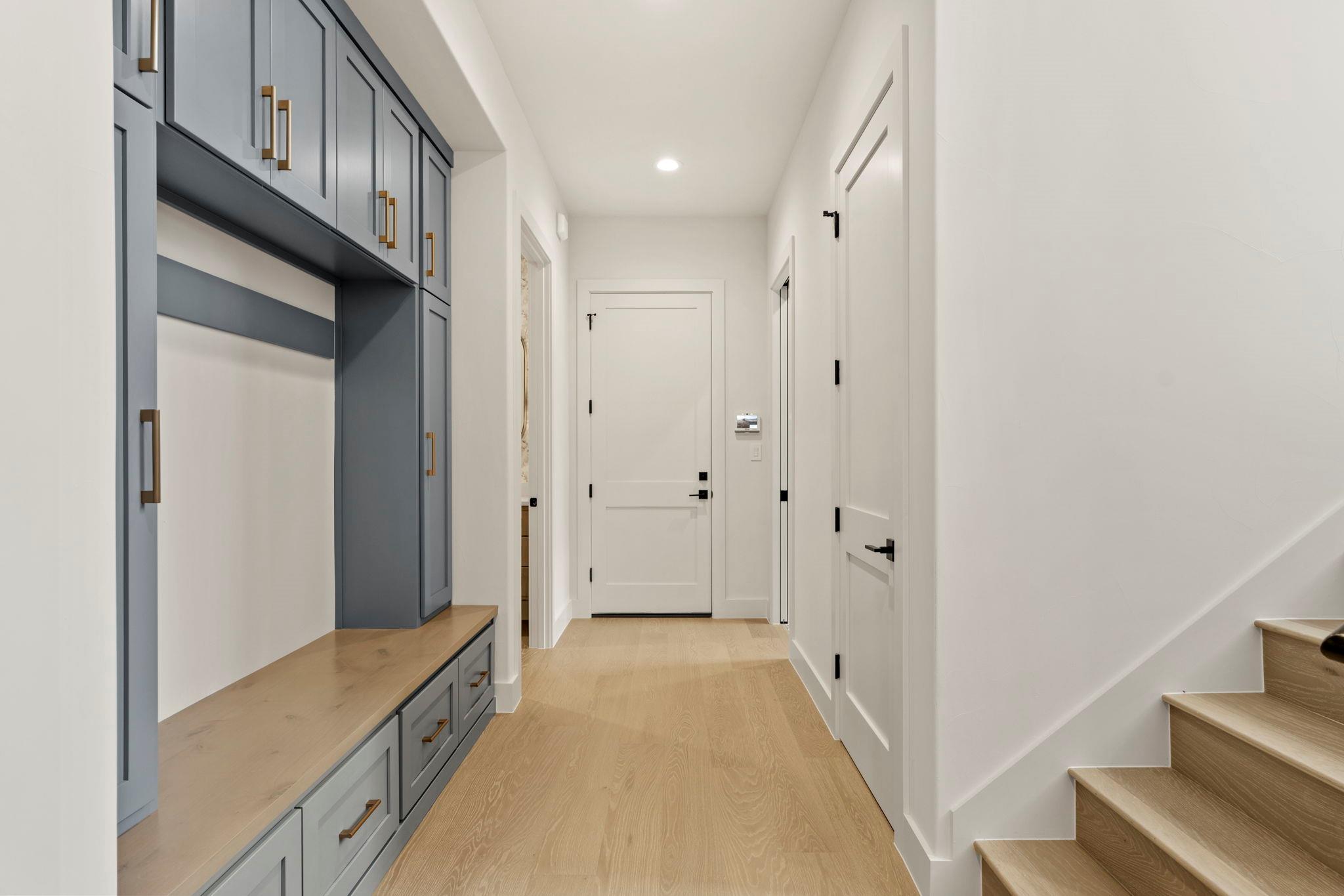 1149 Canyon Crossing View, Dripping Springs, TX 78620