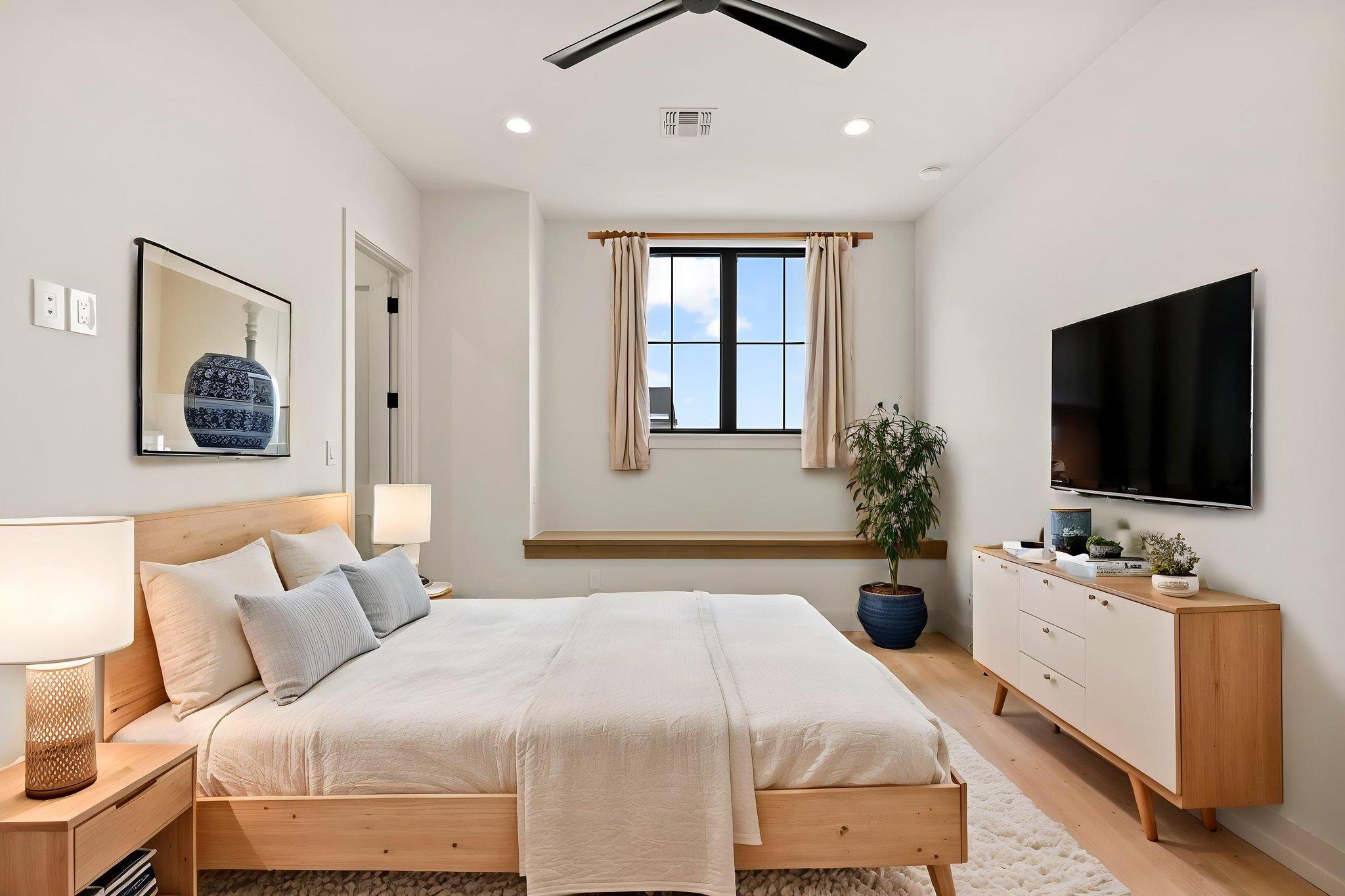 1149 Canyon Crossing View, Dripping Springs, TX 78620