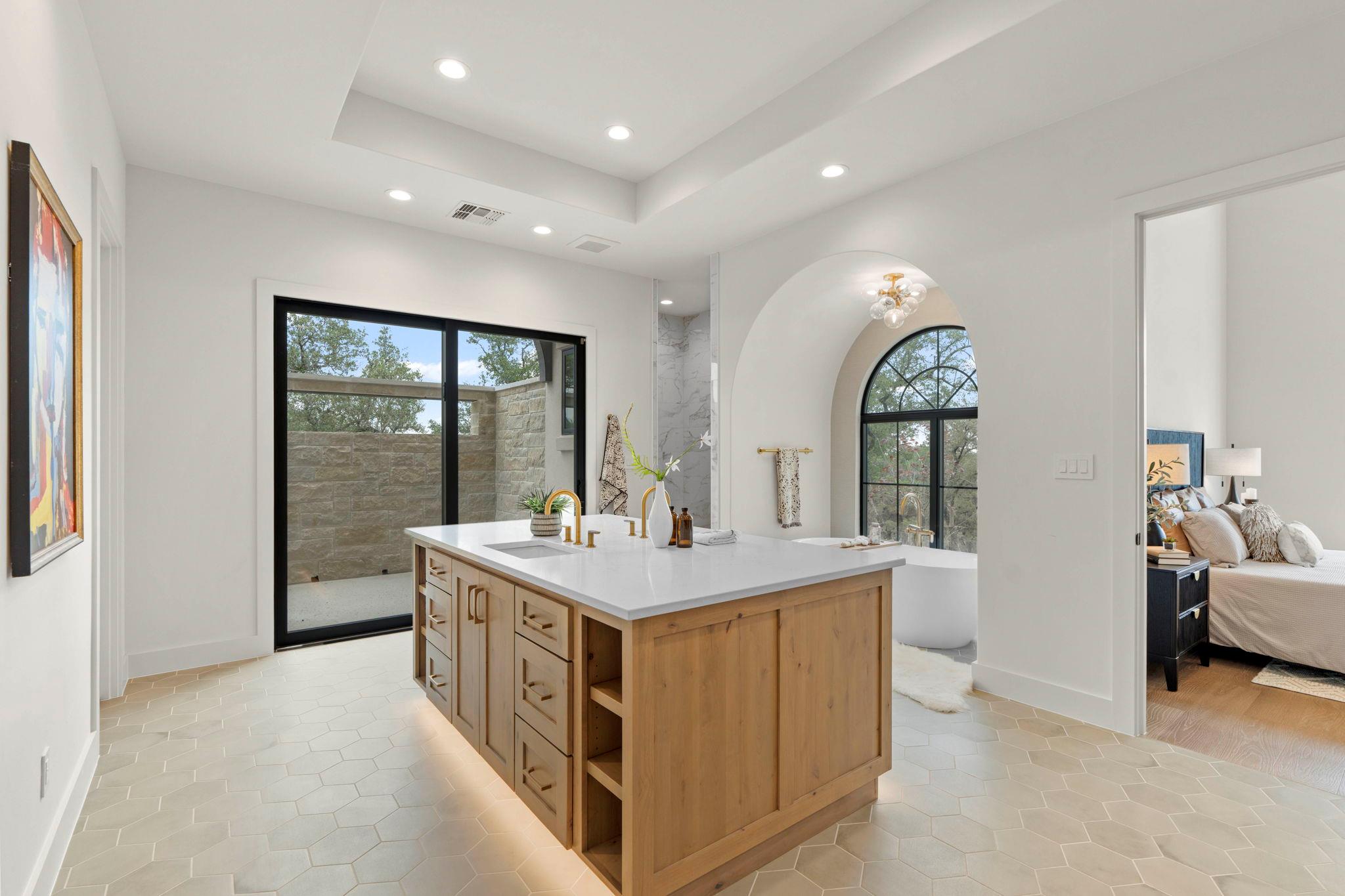 1149 Canyon Crossing View, Dripping Springs, TX 78620