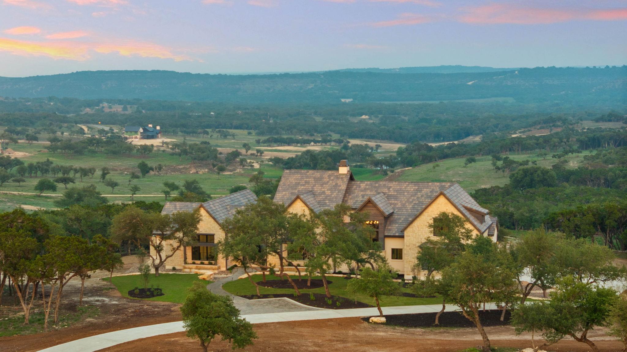 1149 Canyon Crossing View, Dripping Springs, TX 78620