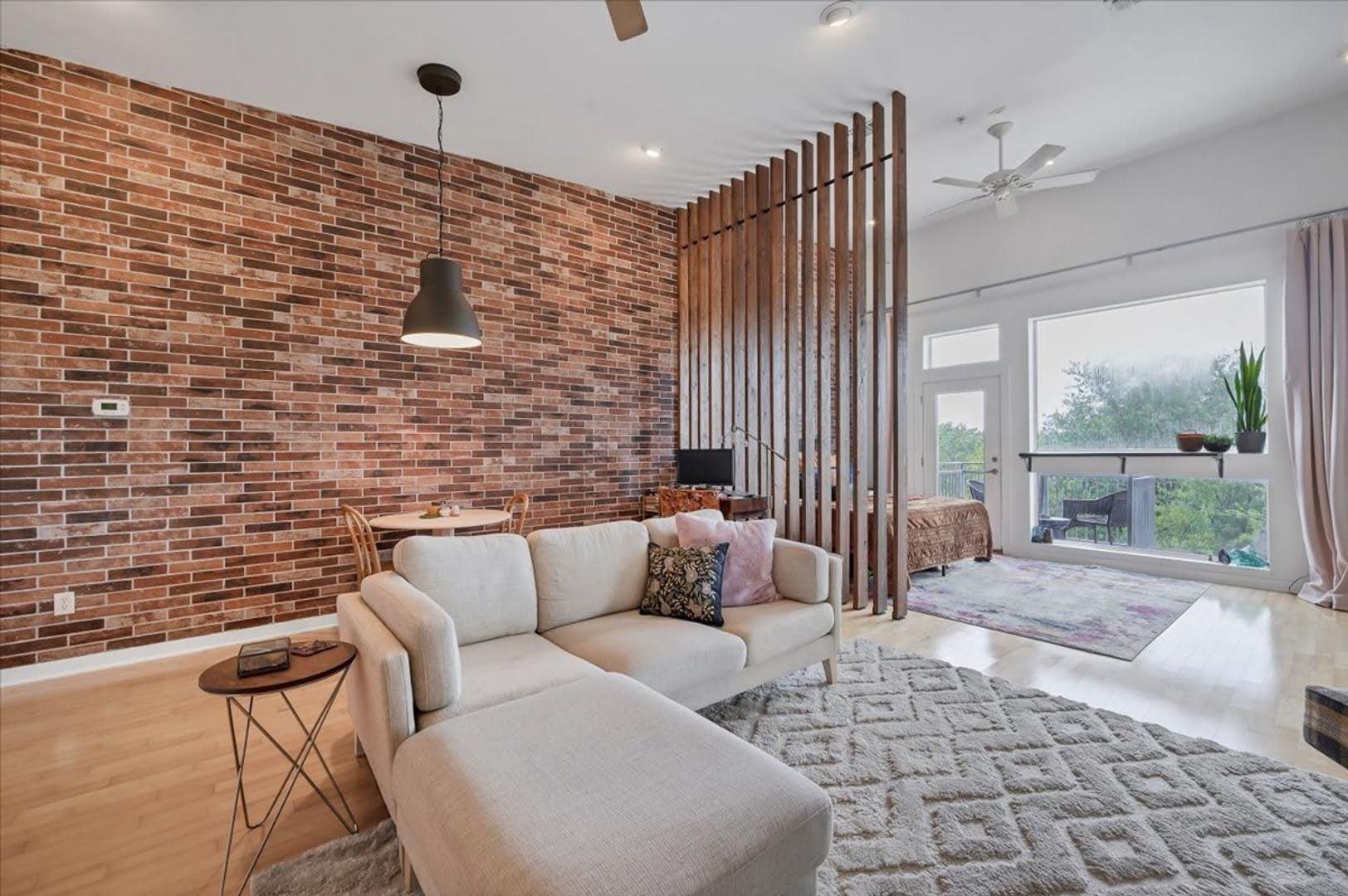 2931 E 12th St # 306, Austin, TX 78702