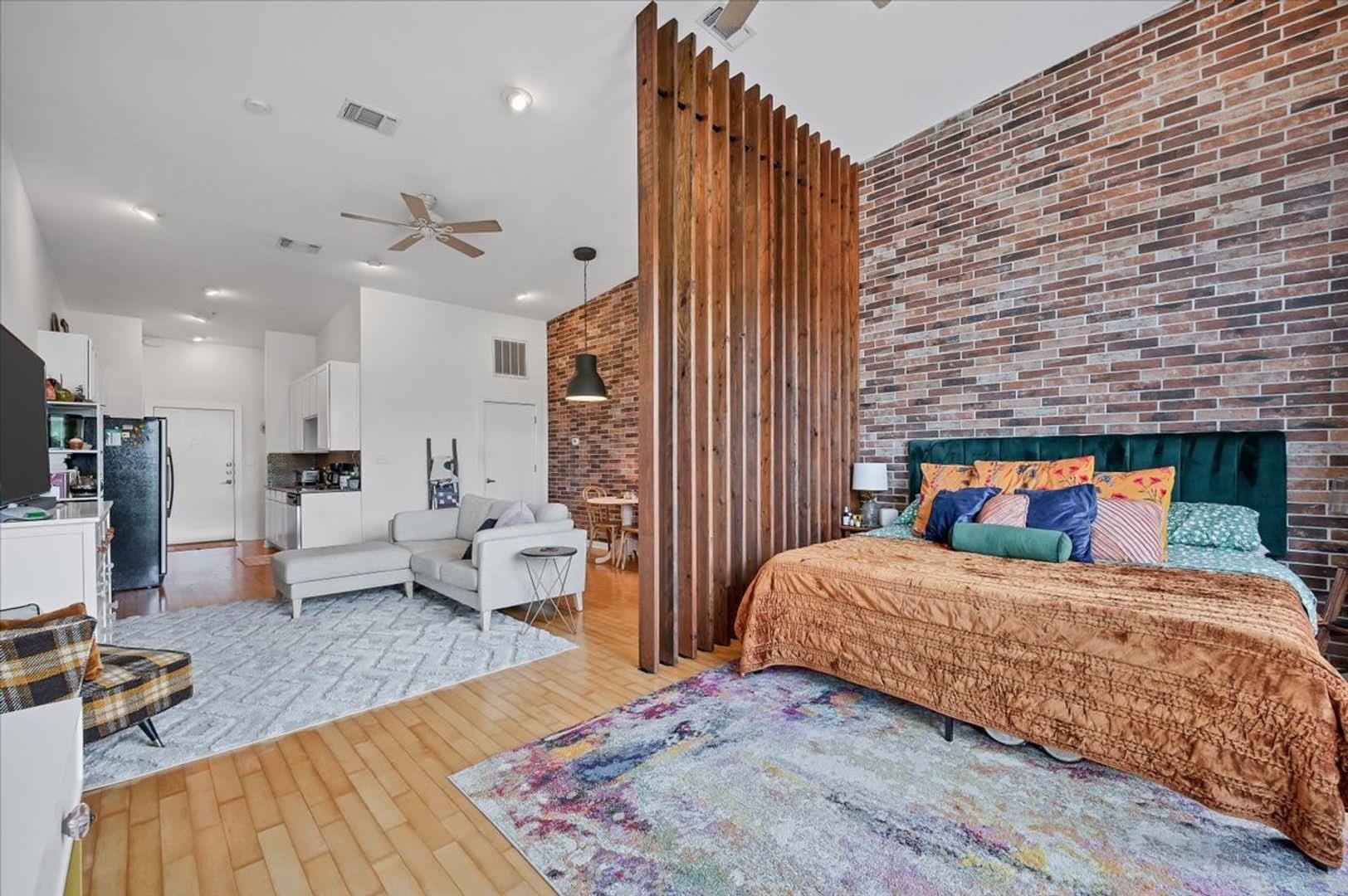 2931 E 12th St # 306, Austin, TX 78702