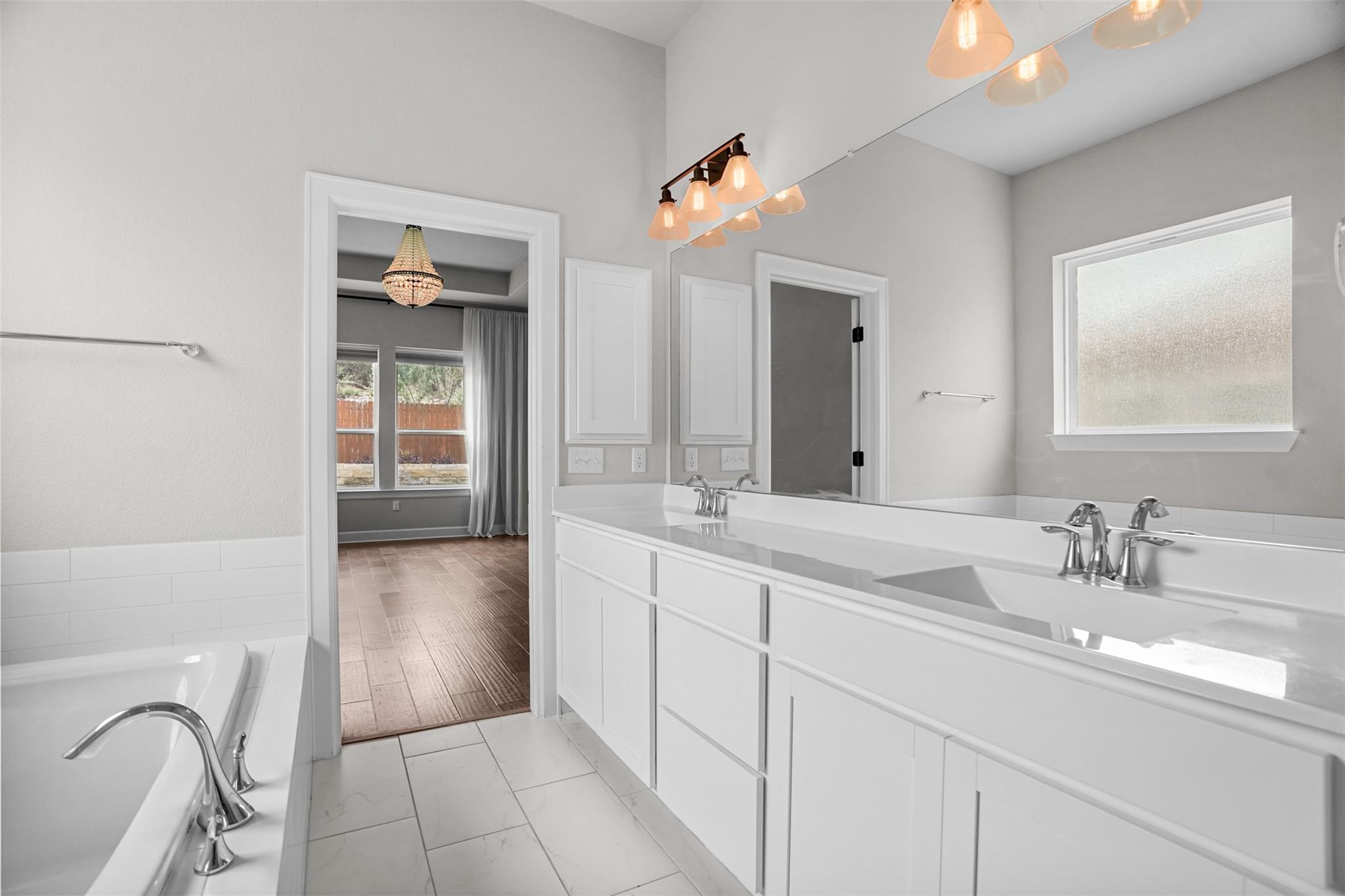 522 Dayridge Dr, Dripping Springs, TX 78620