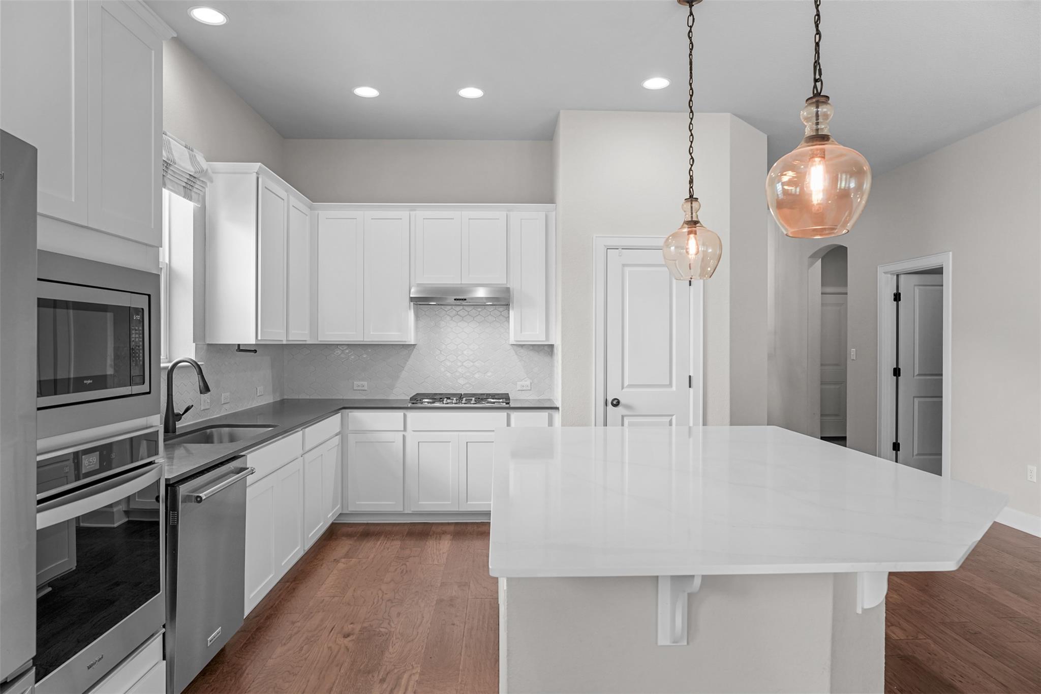 522 Dayridge Dr, Dripping Springs, TX 78620