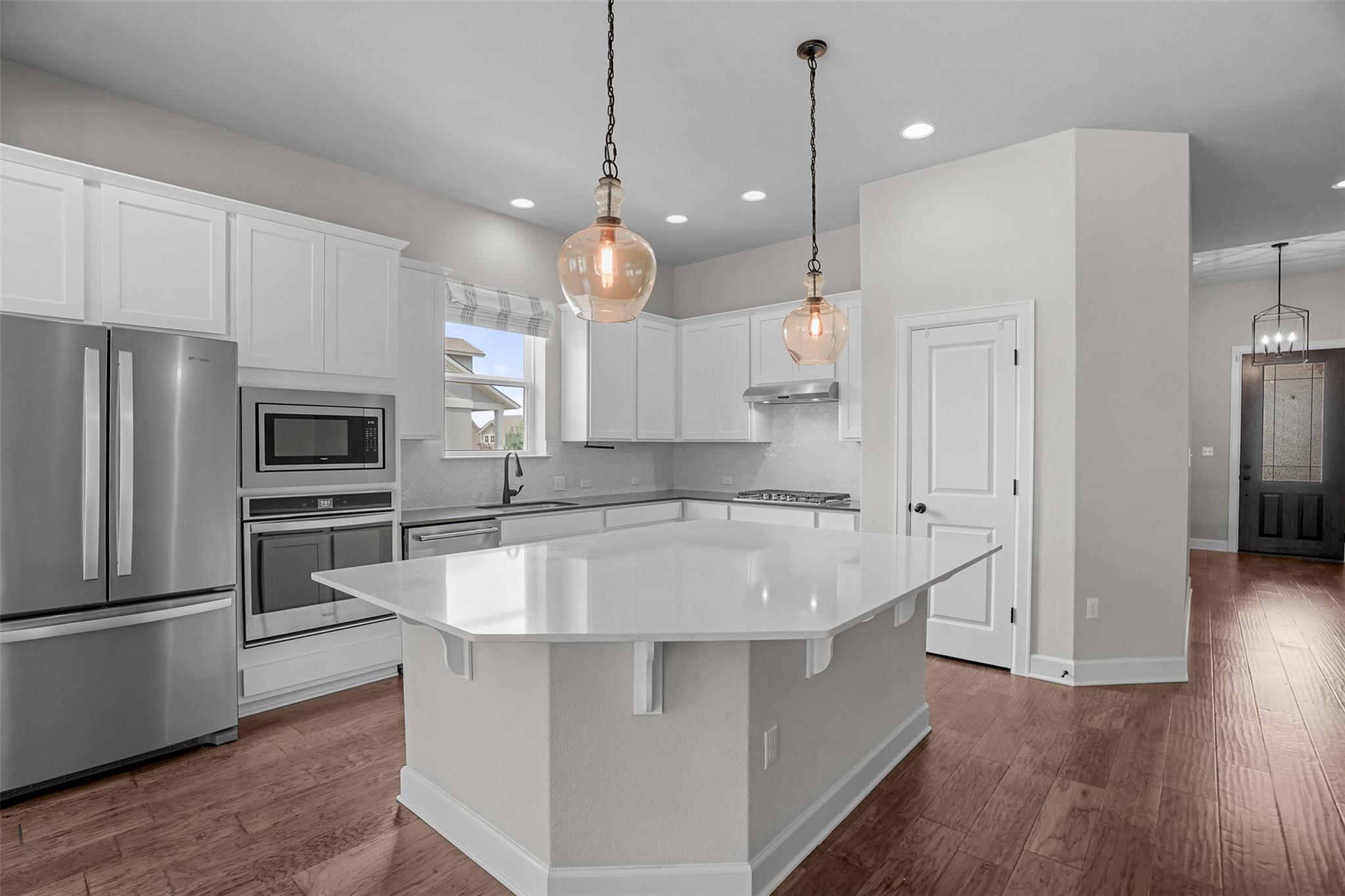 522 Dayridge Dr, Dripping Springs, TX 78620