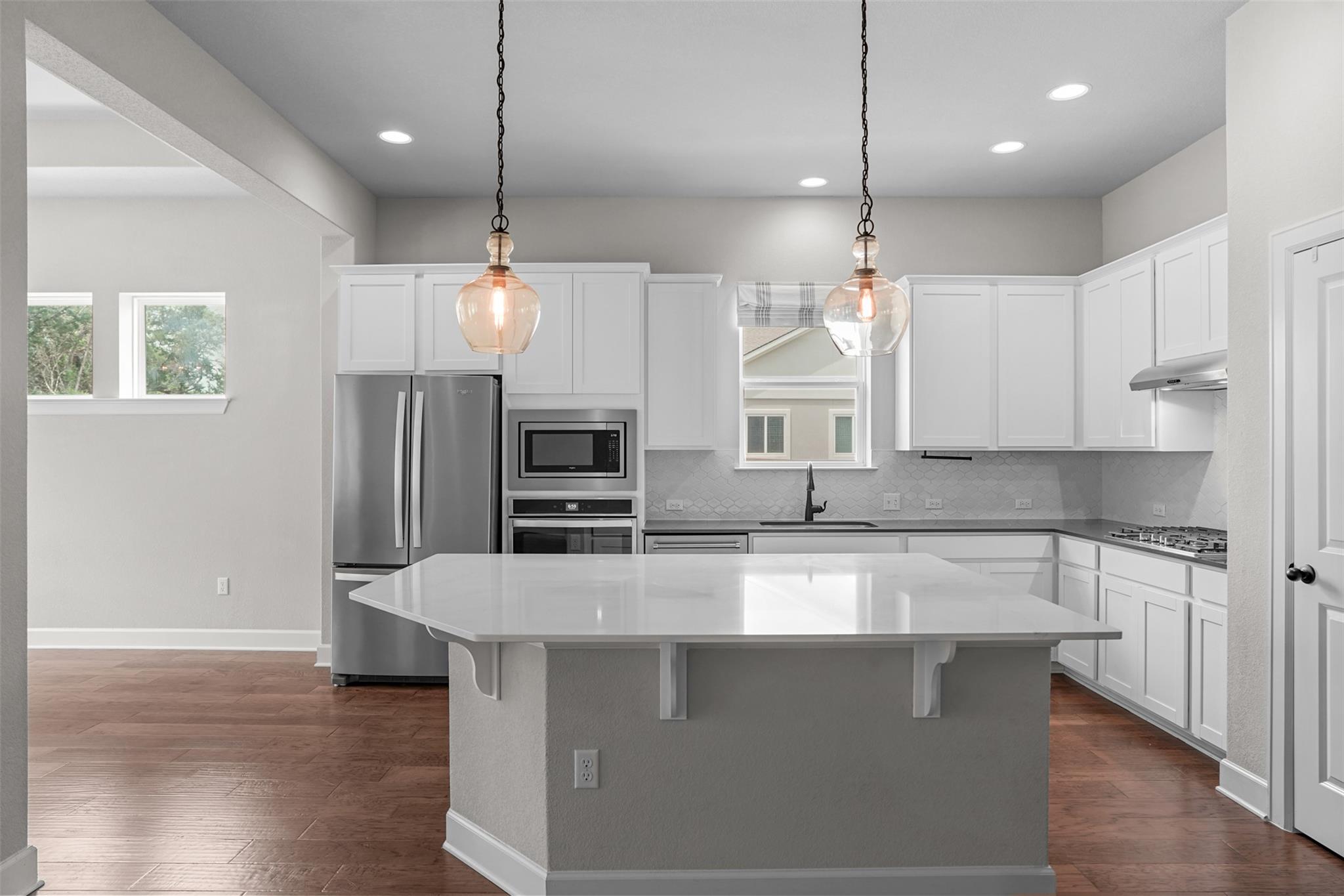 522 Dayridge Dr, Dripping Springs, TX 78620