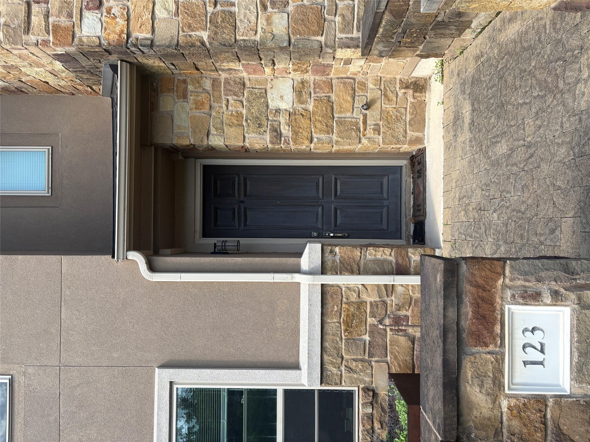 13800 Lyndhurst St # 123, Austin, TX 78717