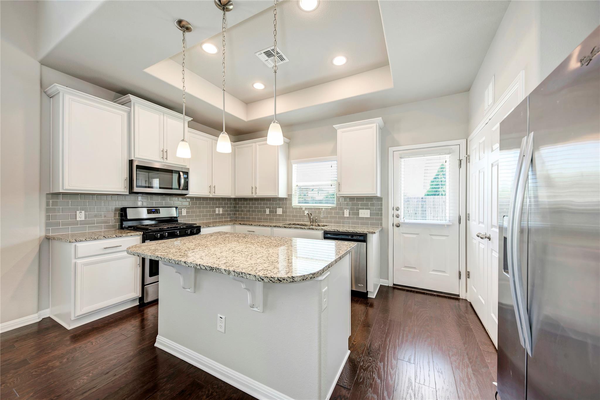 1401 Little Elm Trl # 222, Cedar Park, TX 78613