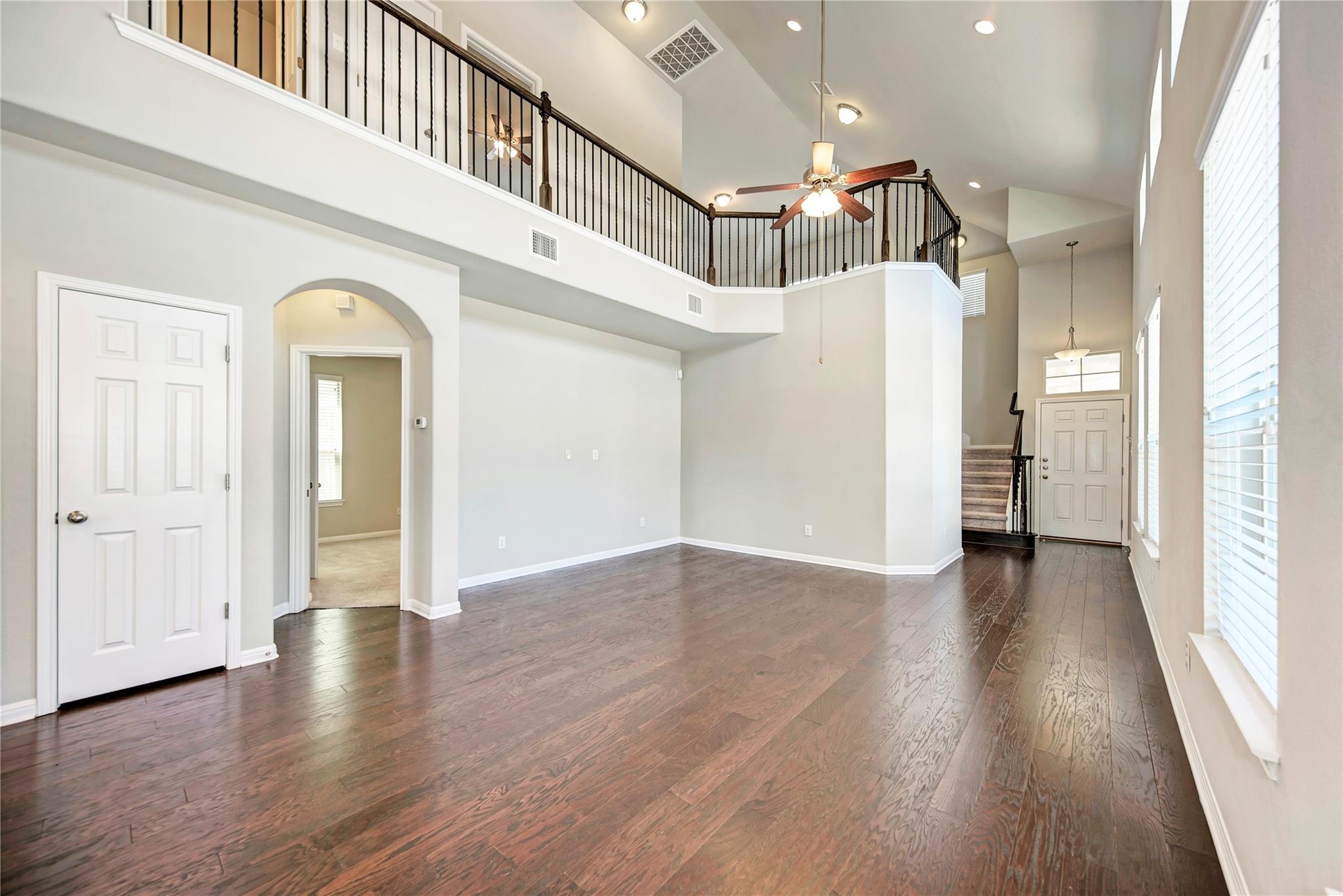 1401 Little Elm Trl # 222, Cedar Park, TX 78613
