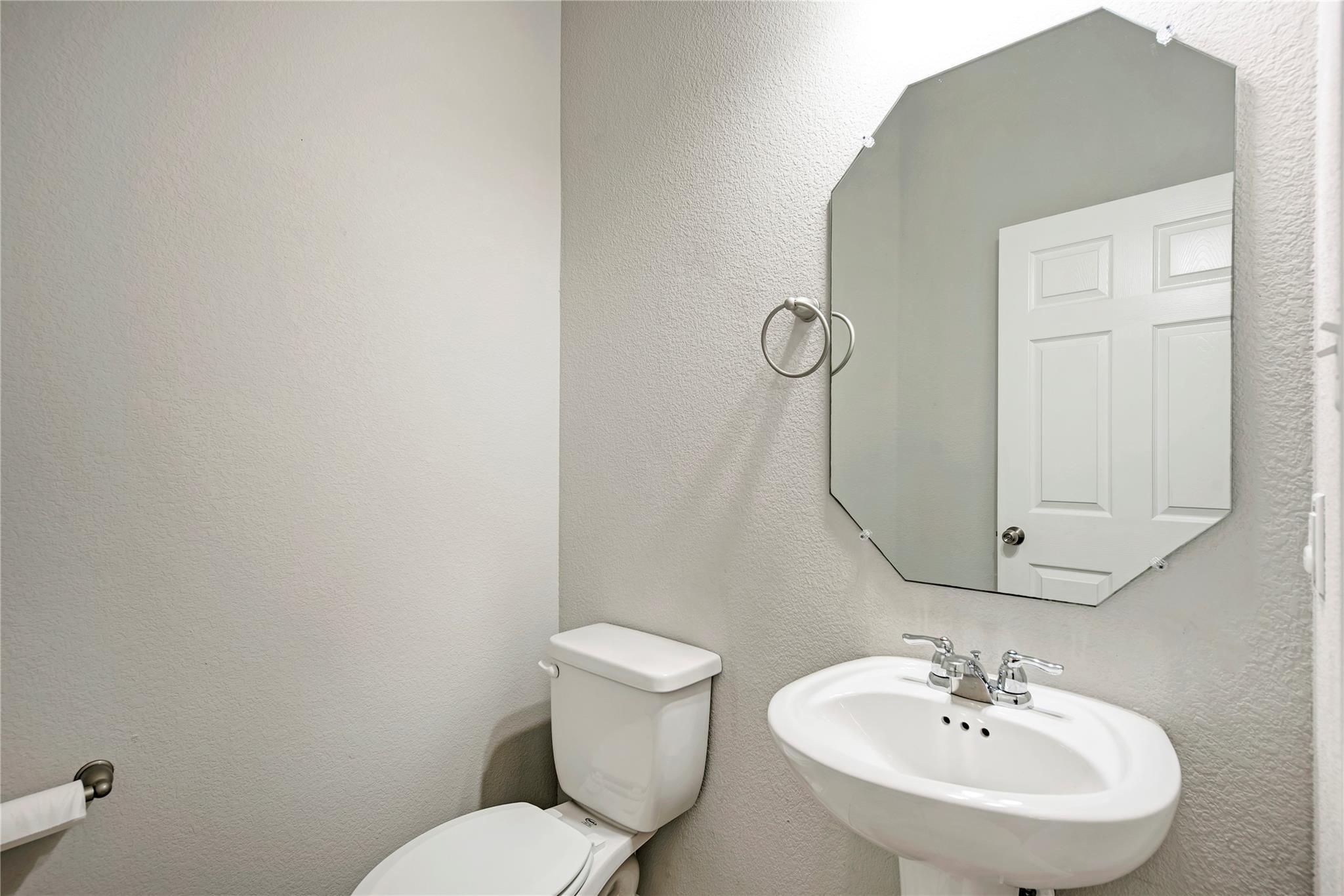 1401 Little Elm Trl # 222, Cedar Park, TX 78613