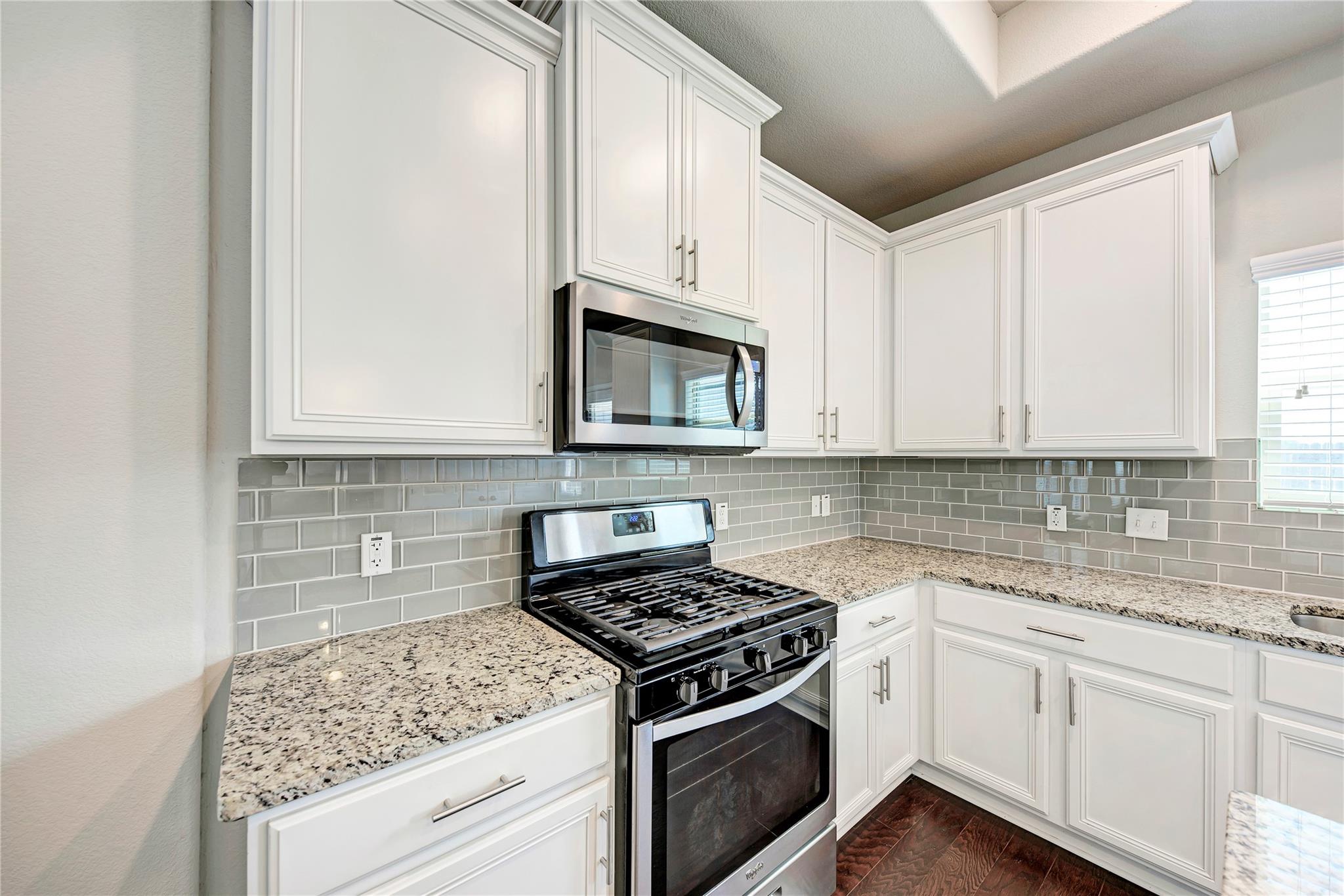 1401 Little Elm Trl # 222, Cedar Park, TX 78613