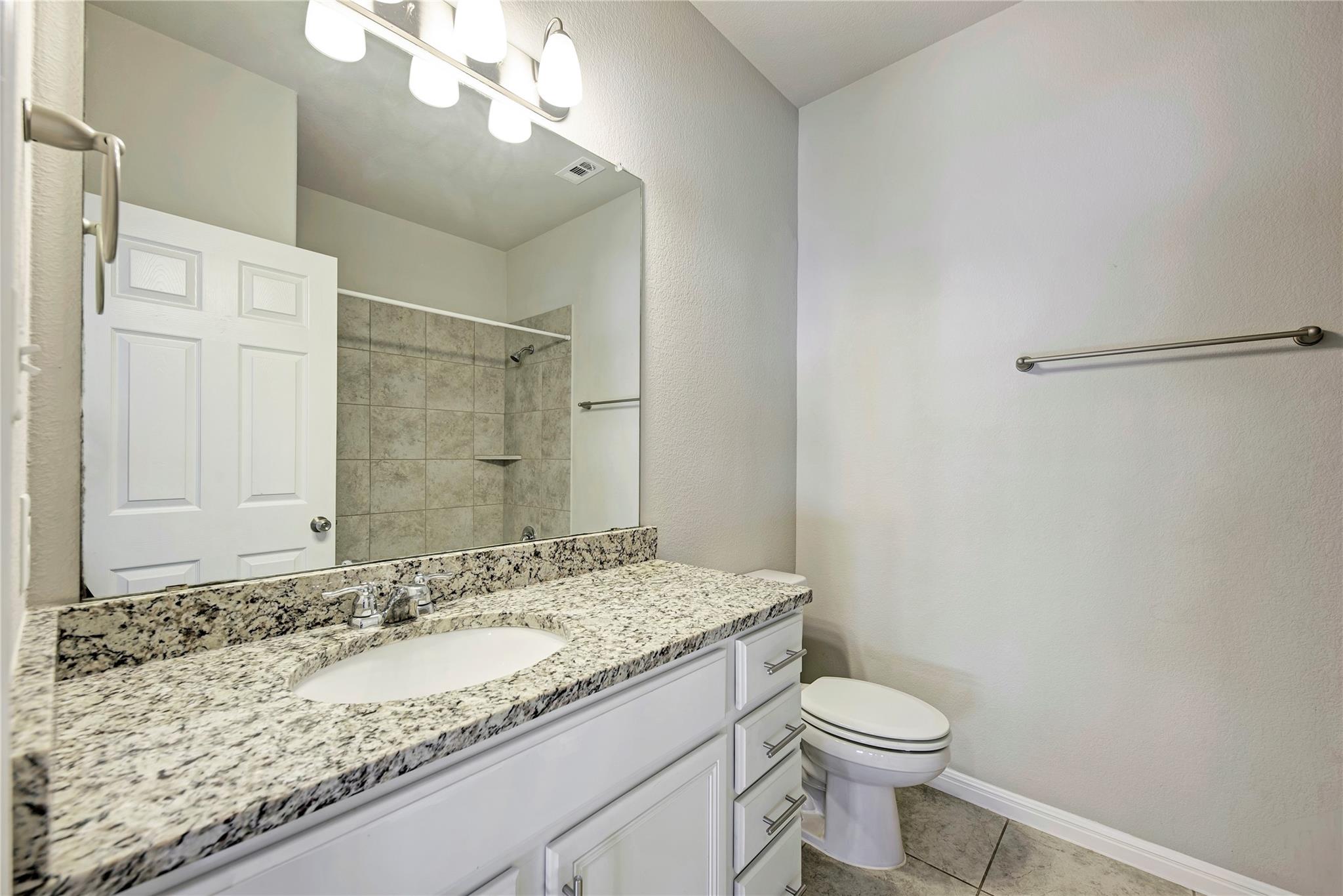 1401 Little Elm Trl # 222, Cedar Park, TX 78613