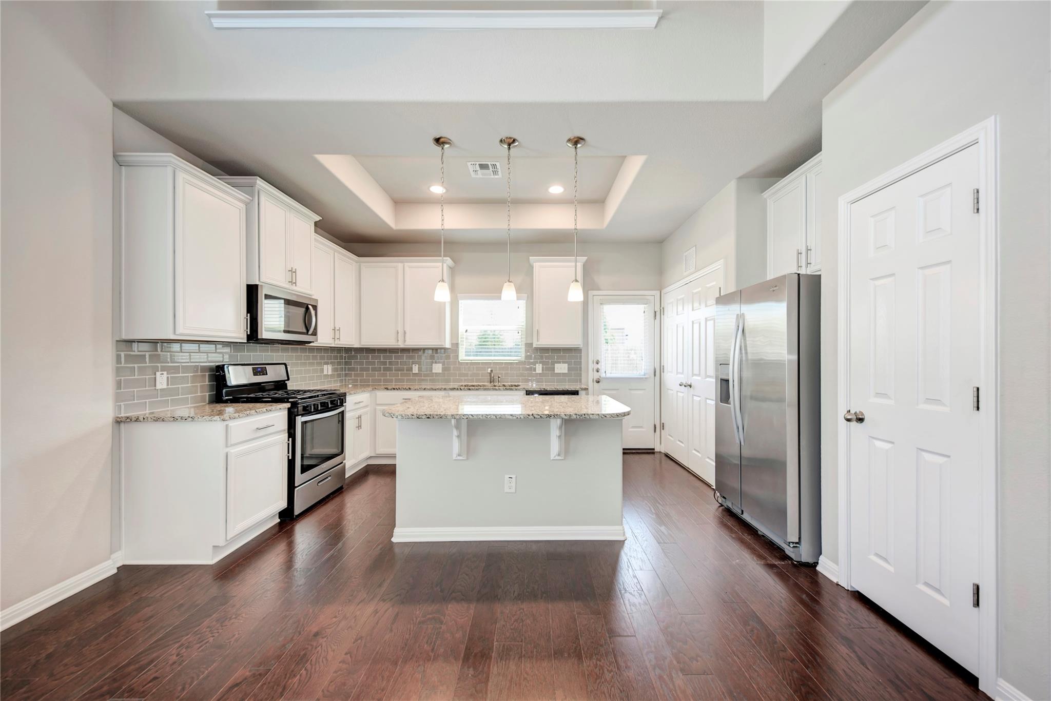 1401 Little Elm Trl # 222, Cedar Park, TX 78613