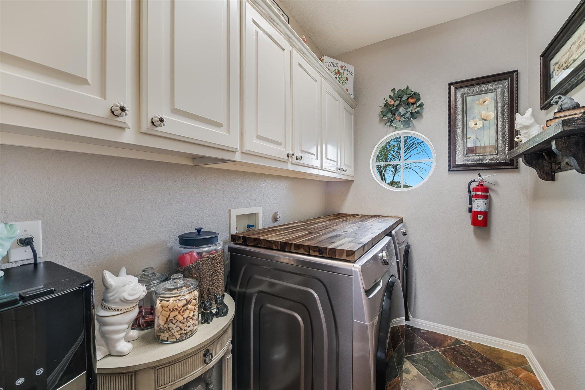 108 High Plains Trl, Spicewood, TX 78669