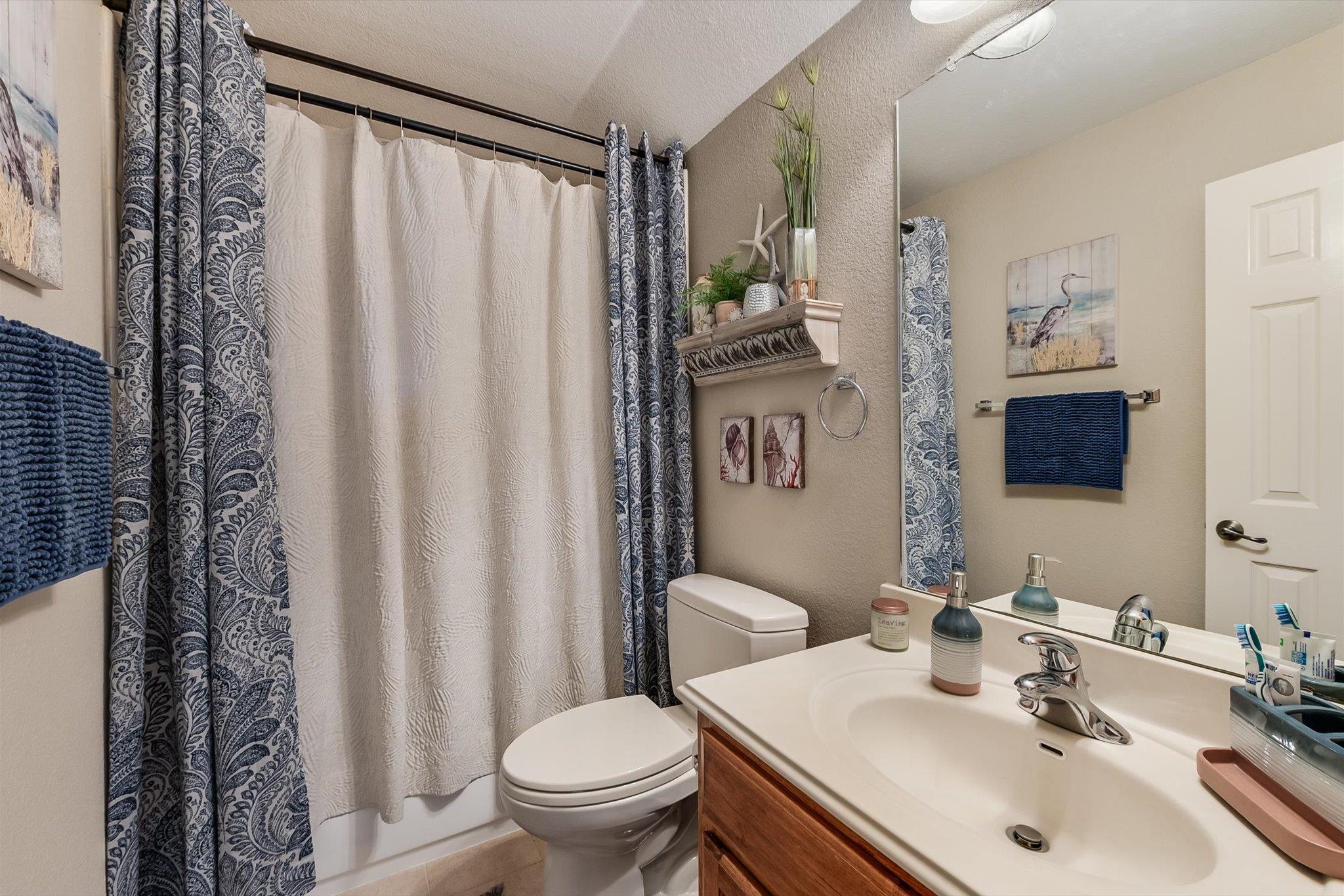 108 High Plains Trl, Spicewood, TX 78669