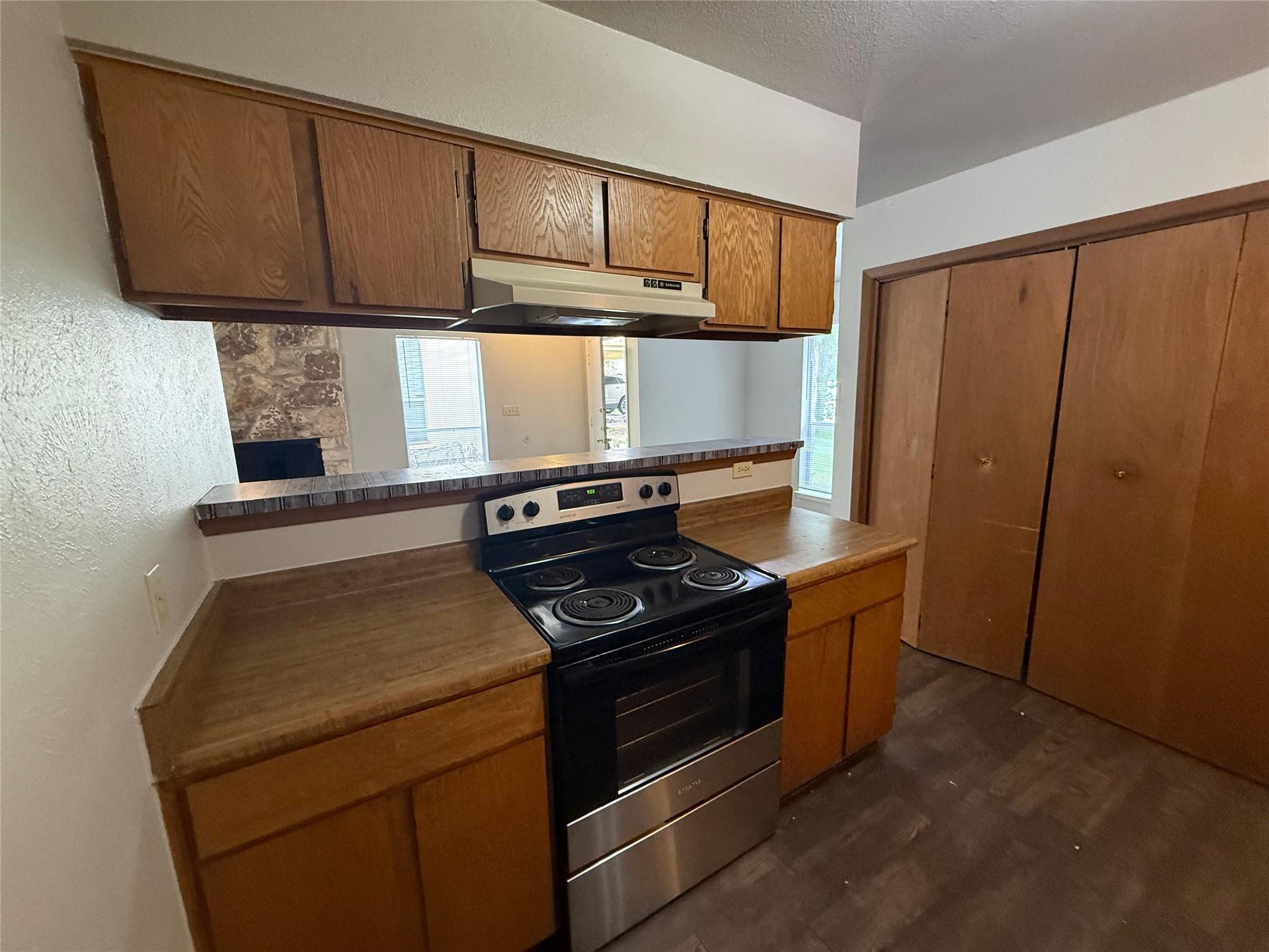 7601 St Amant Pl # A, Austin, TX 78749