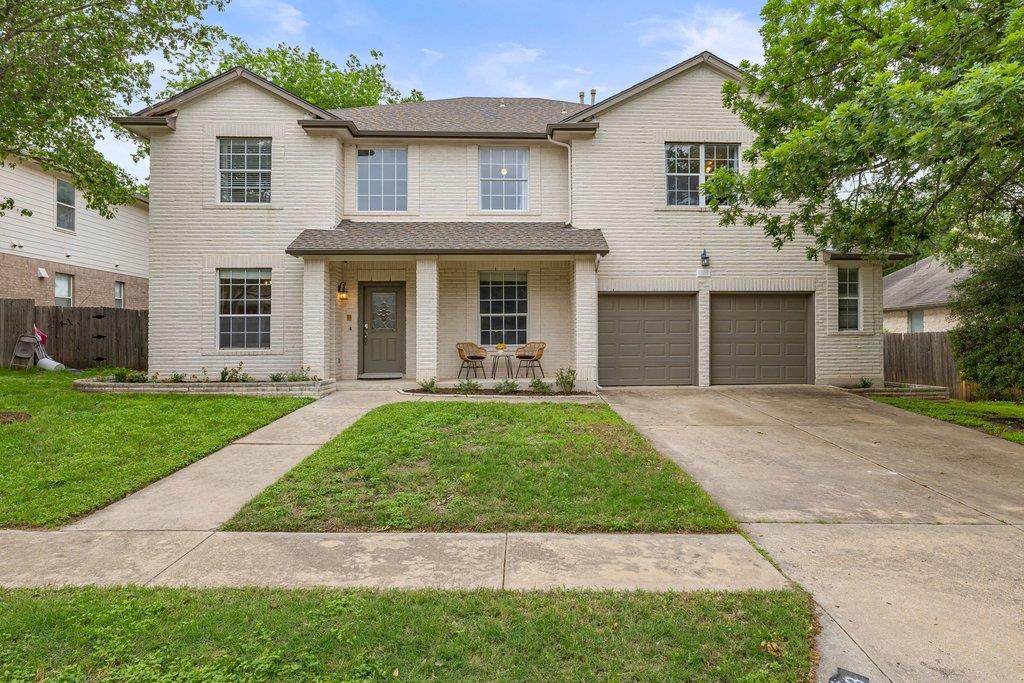 208 Settlers Valley Dr, Pflugerville, TX 78660