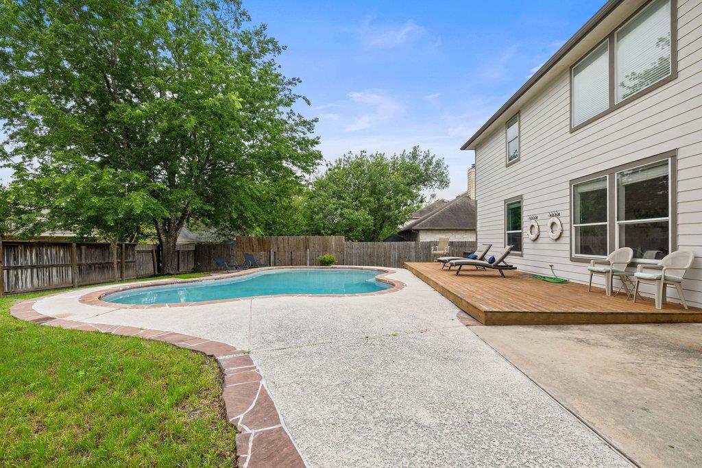 208 Settlers Valley Dr, Pflugerville, TX 78660