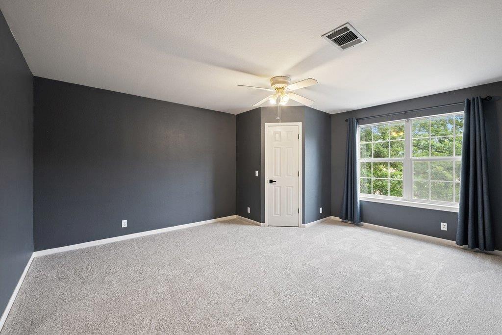 208 Settlers Valley Dr, Pflugerville, TX 78660