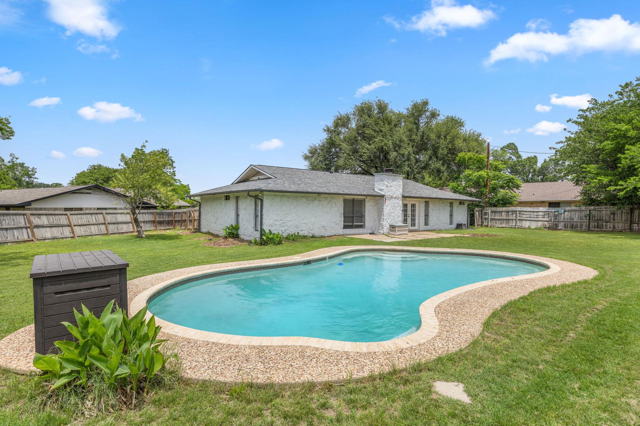 1105 Spring Breeze Cv, Round Rock, TX 78664