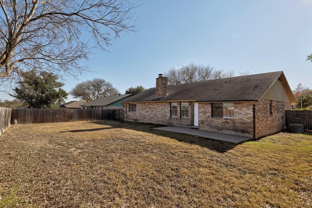 1214 Doonesbury Dr, Austin, TX 78758