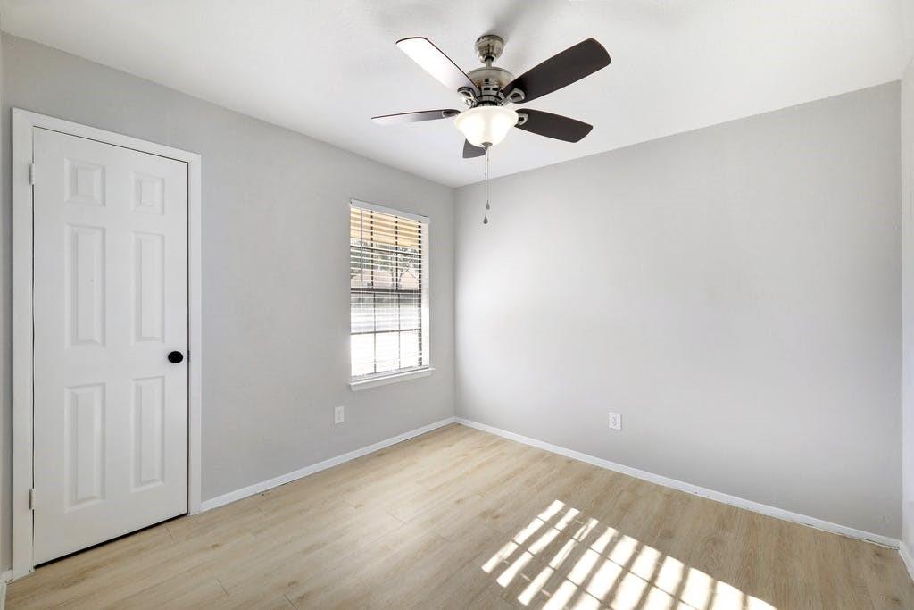 1214 Doonesbury Dr, Austin, TX 78758