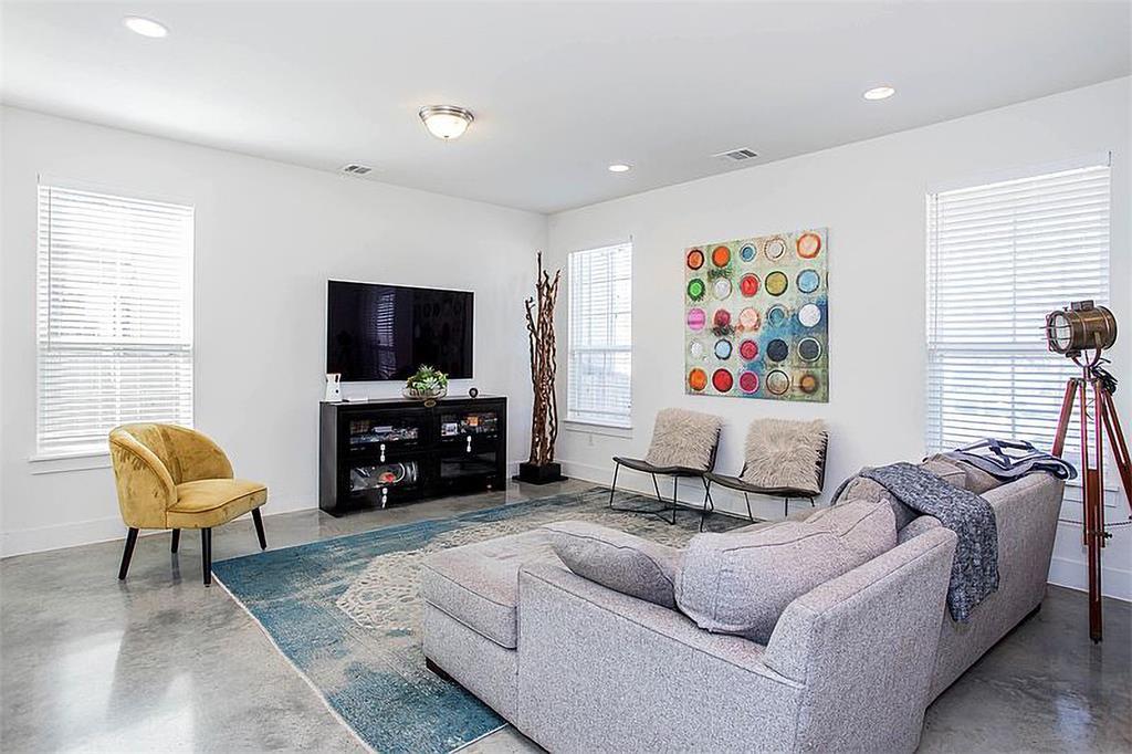 1311 Fort Branch Blvd, Austin, TX 78721