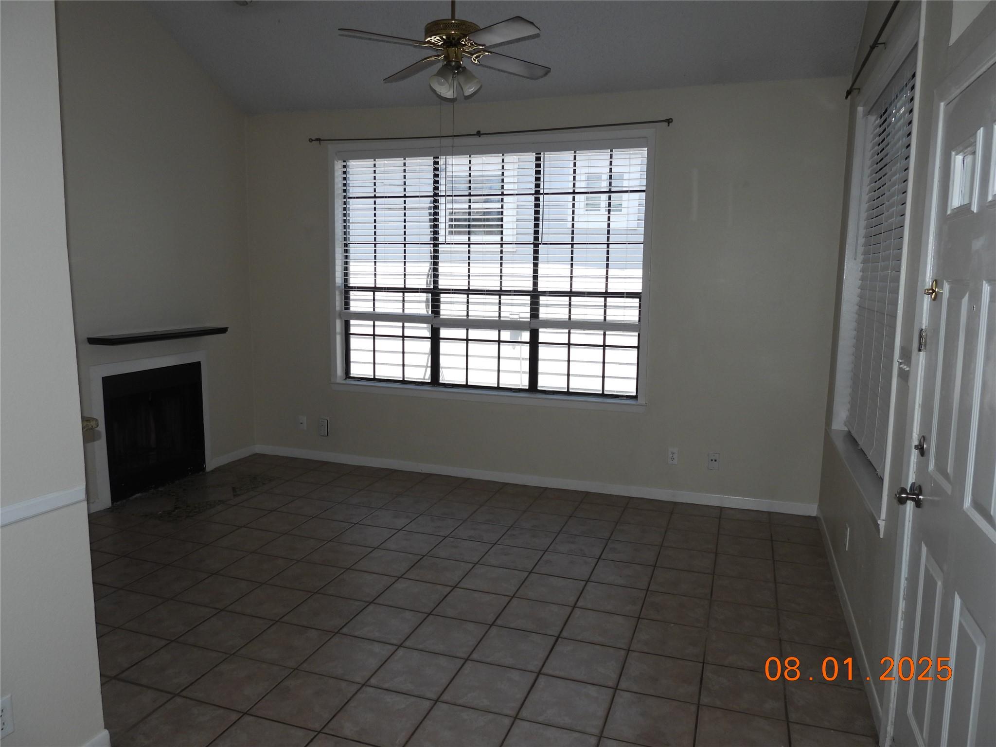 2300 Leon St # 202, Austin, TX 78705