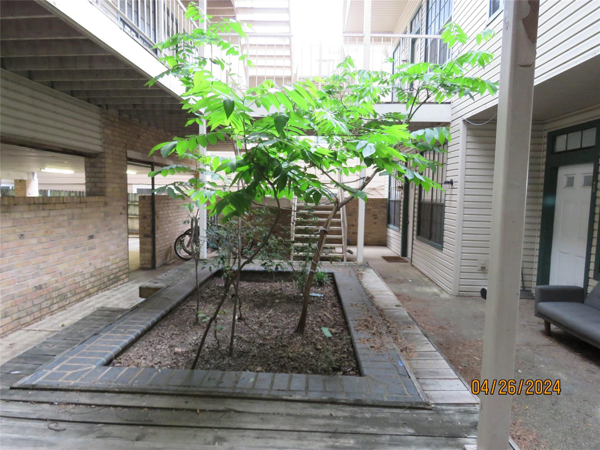 2300 Leon St # 202, Austin, TX 78705