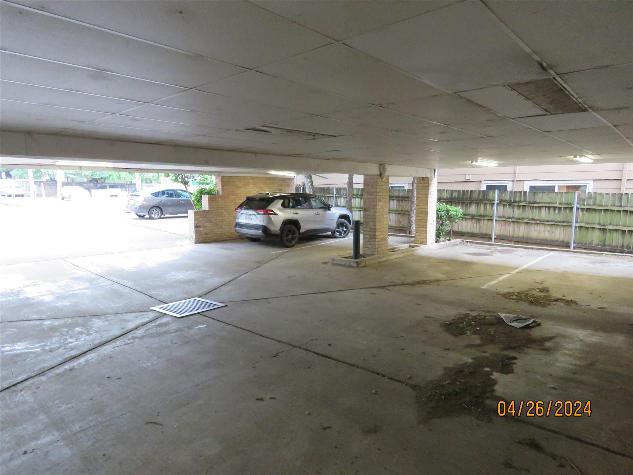 2300 Leon St # 202, Austin, TX 78705