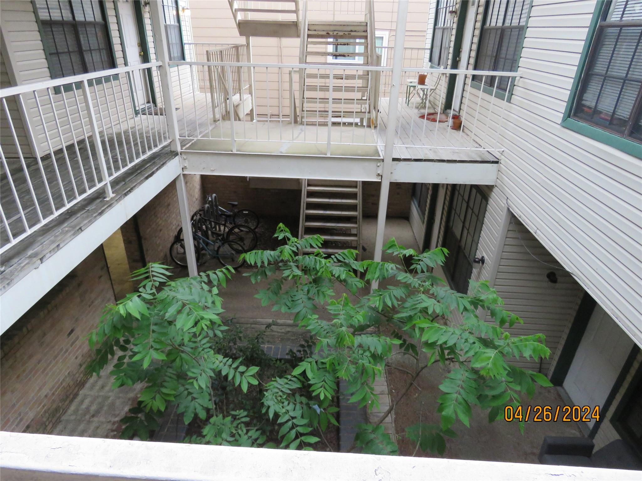 2300 Leon St # 202, Austin, TX 78705