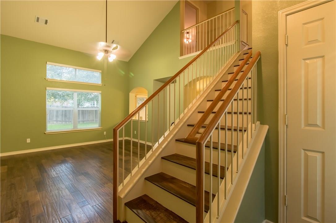 2304 Billy Fiske Ln, Austin, TX 78748