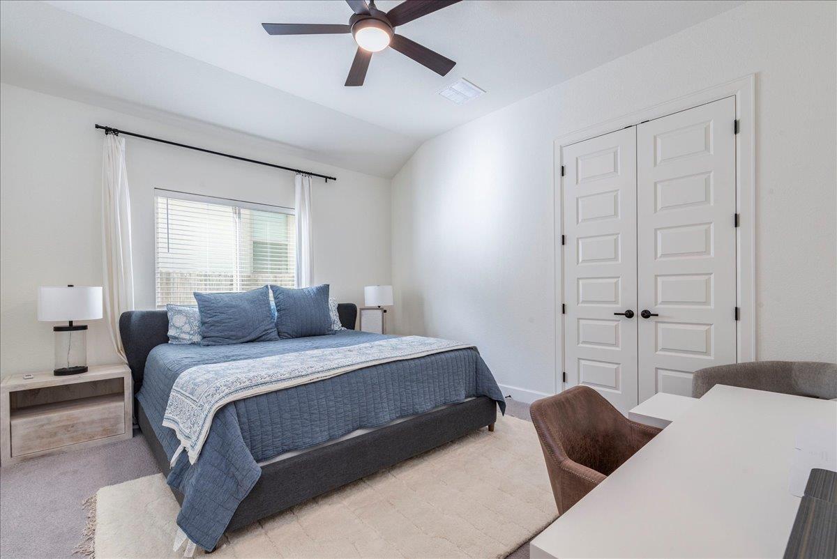 252 Double L Dr, Dripping Springs, TX 78620