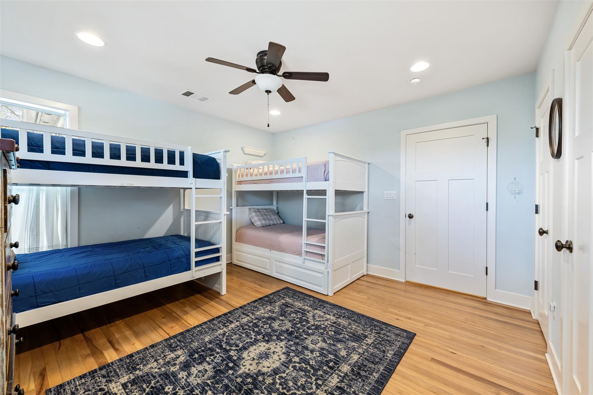 1610 Pace Bend Rd N, Spicewood, TX 78669