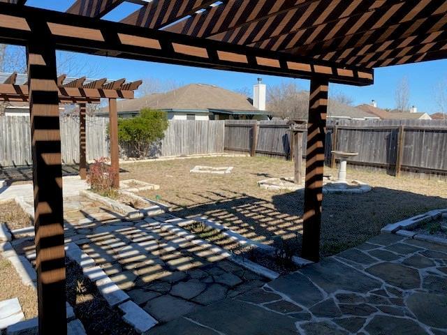 107 Harvest Ln, Hutto, TX 78634