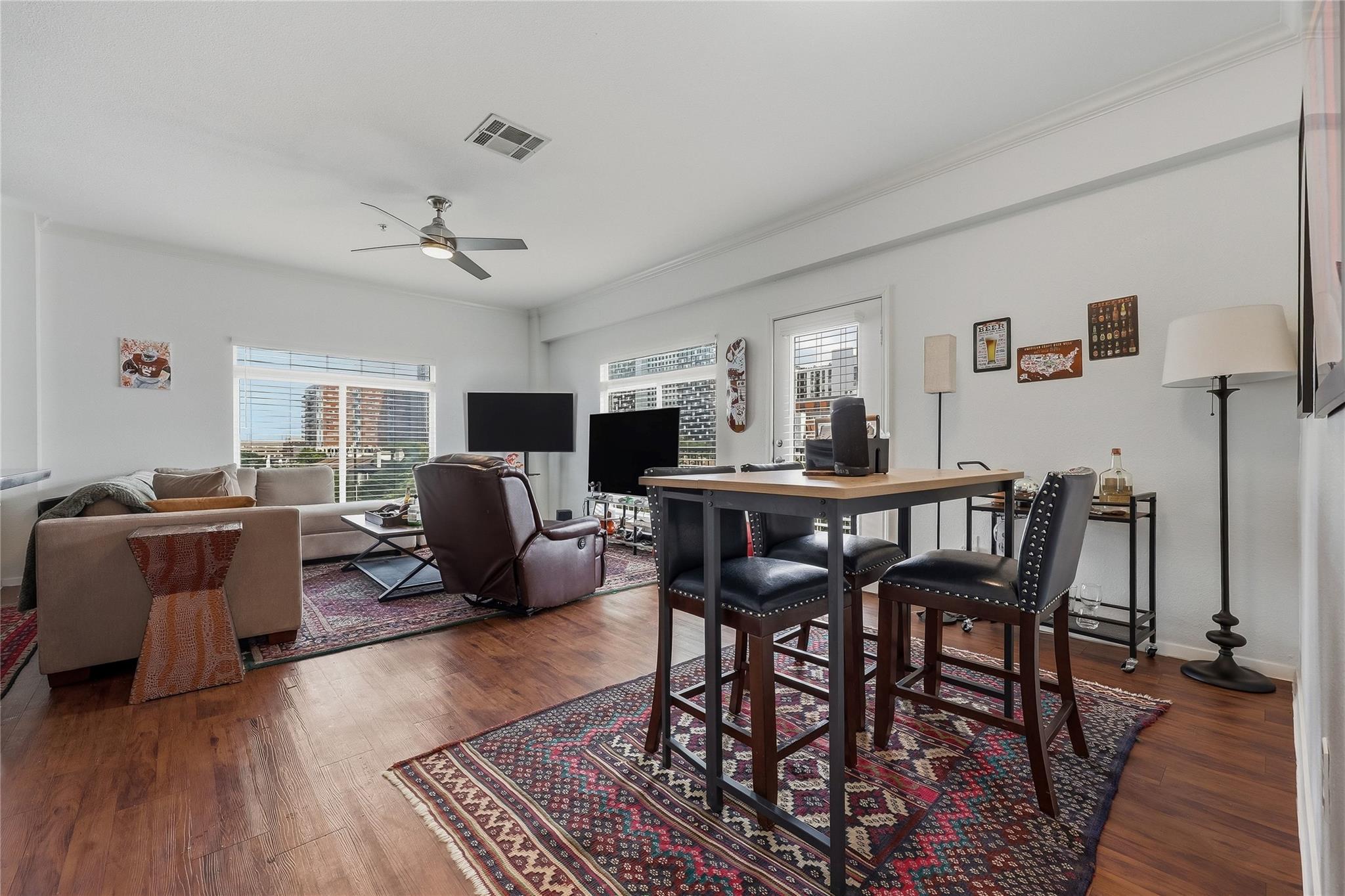 910 W 25th St # 507, Austin, TX 78705