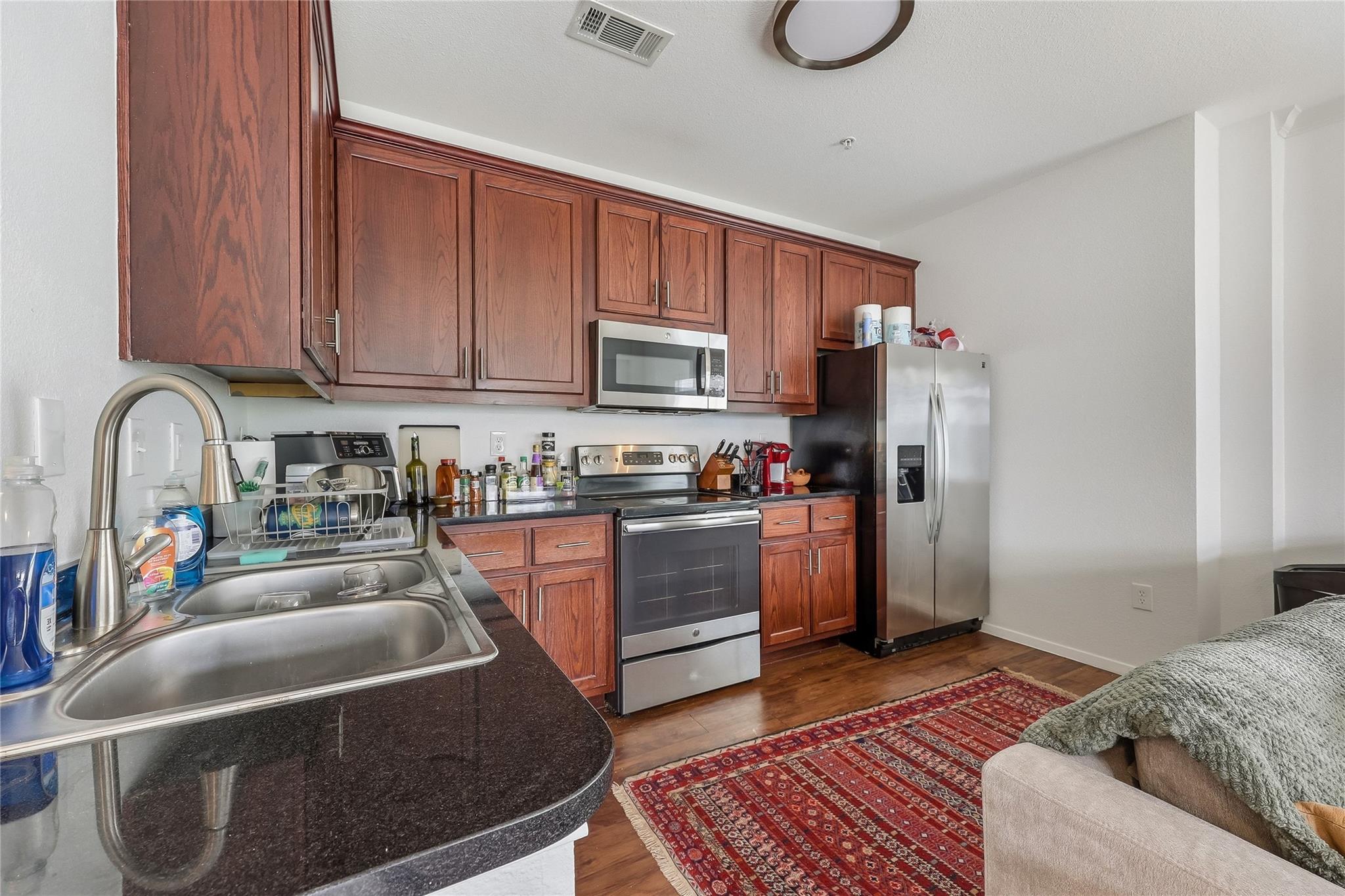910 W 25th St # 507, Austin, TX 78705