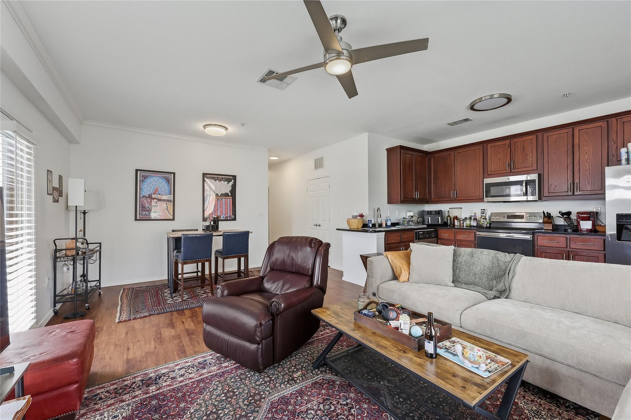 910 W 25th St # 507, Austin, TX 78705